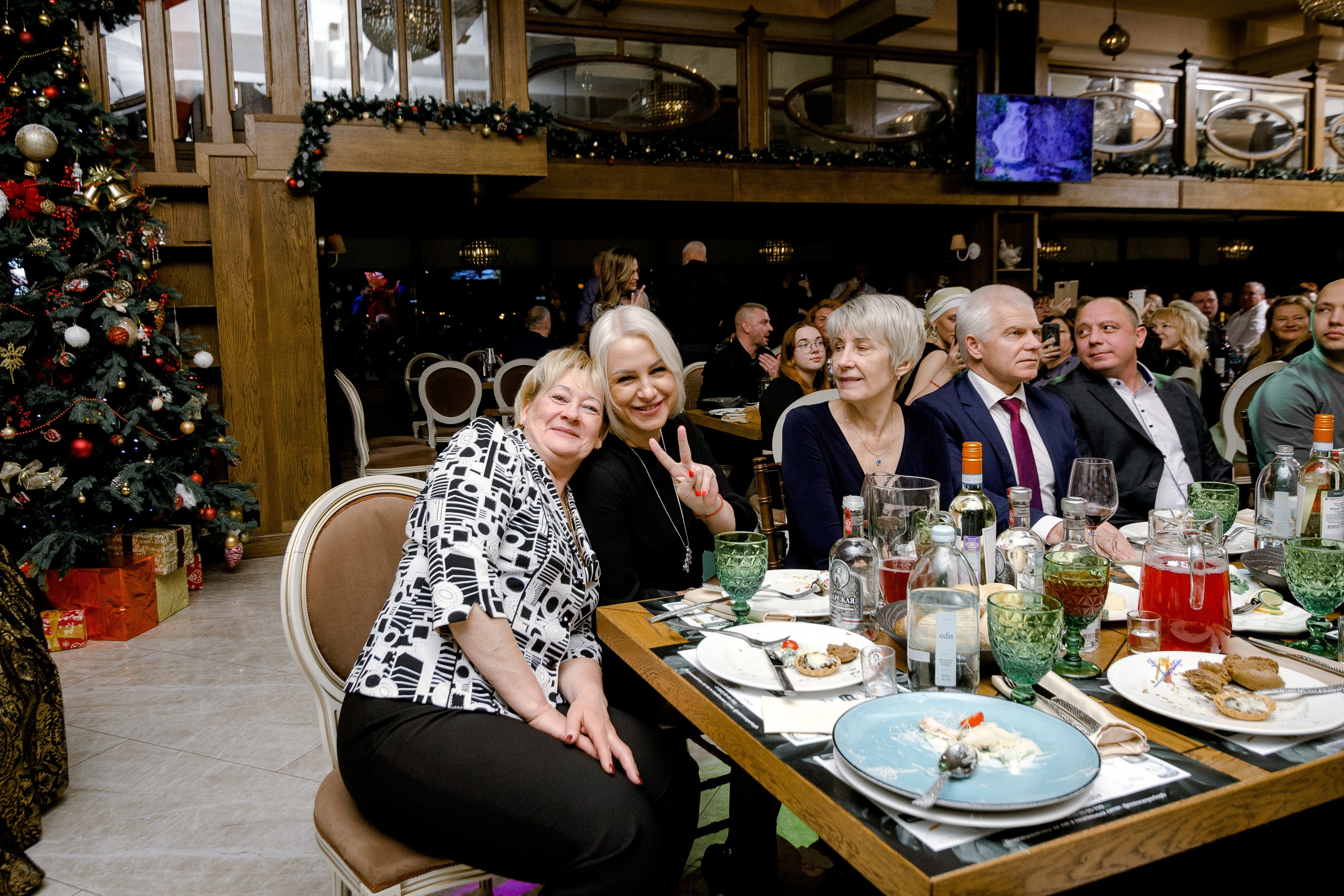 Корпоратив. Ресторан Парк. Alice_insomnia