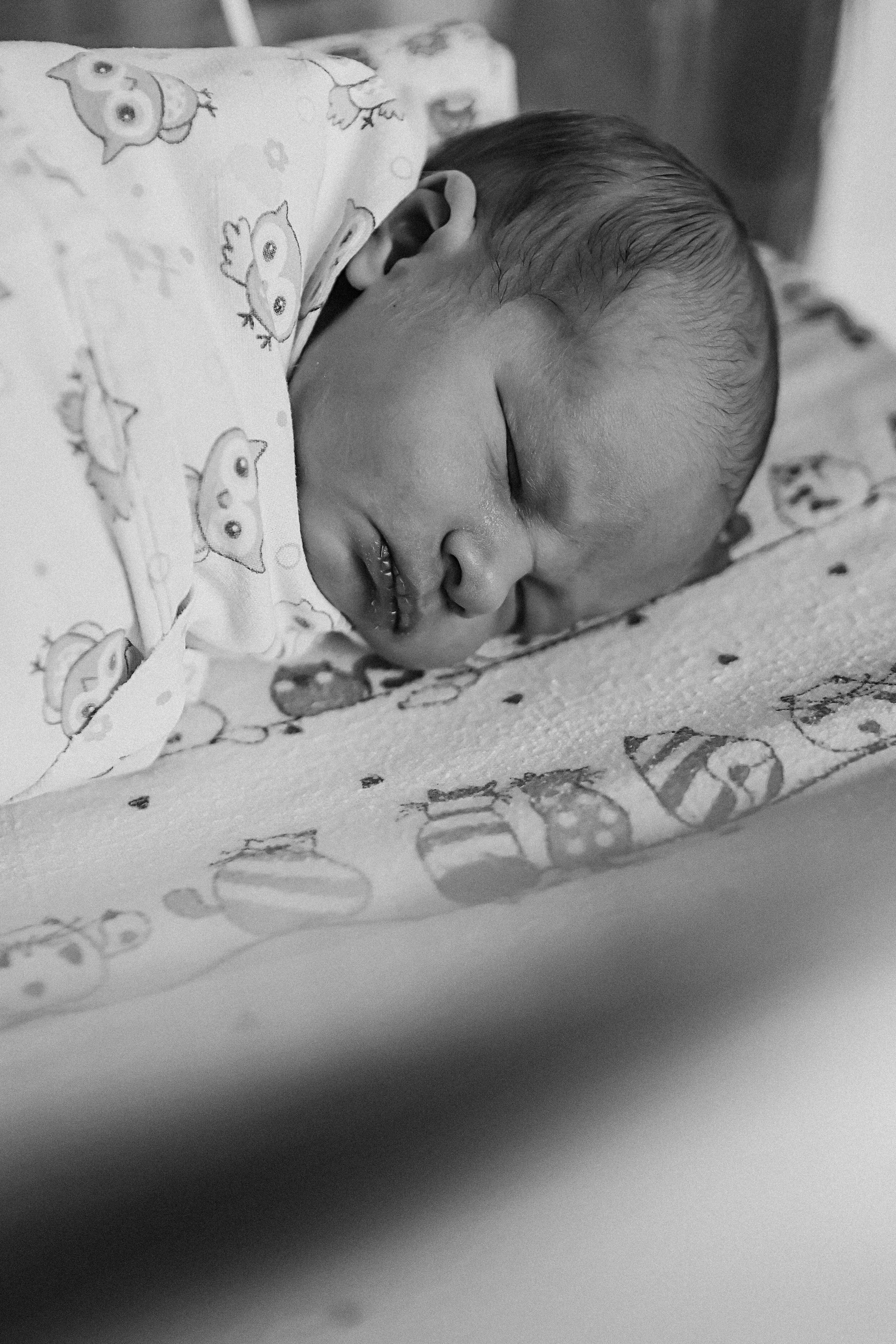 Выписка палата+внизу ПЦЭ. Семейный фотограф Тюмень, фотограф на роды Салмина Мария