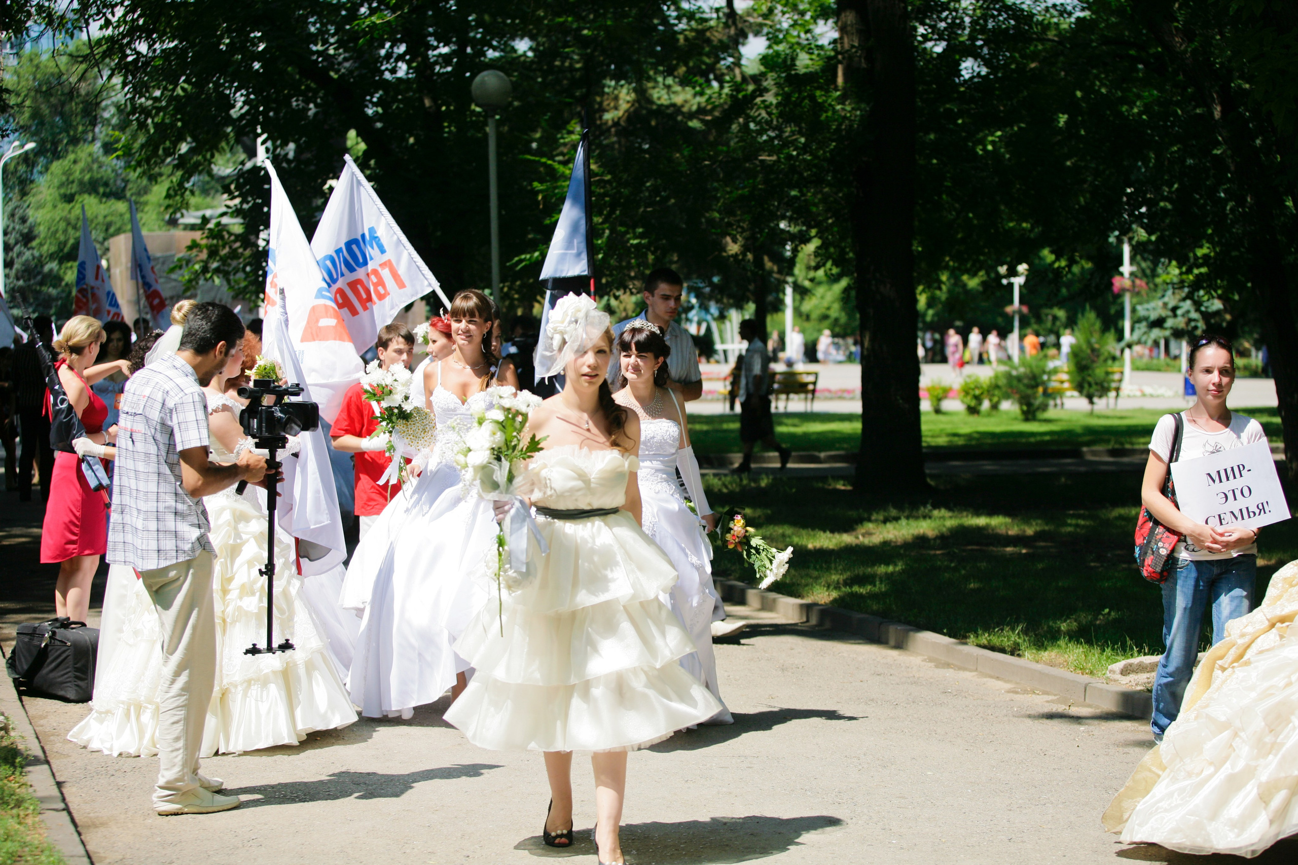 Городской Парад Невест. Максим Матвийченко и Виктория Басова профессионалы своего дела