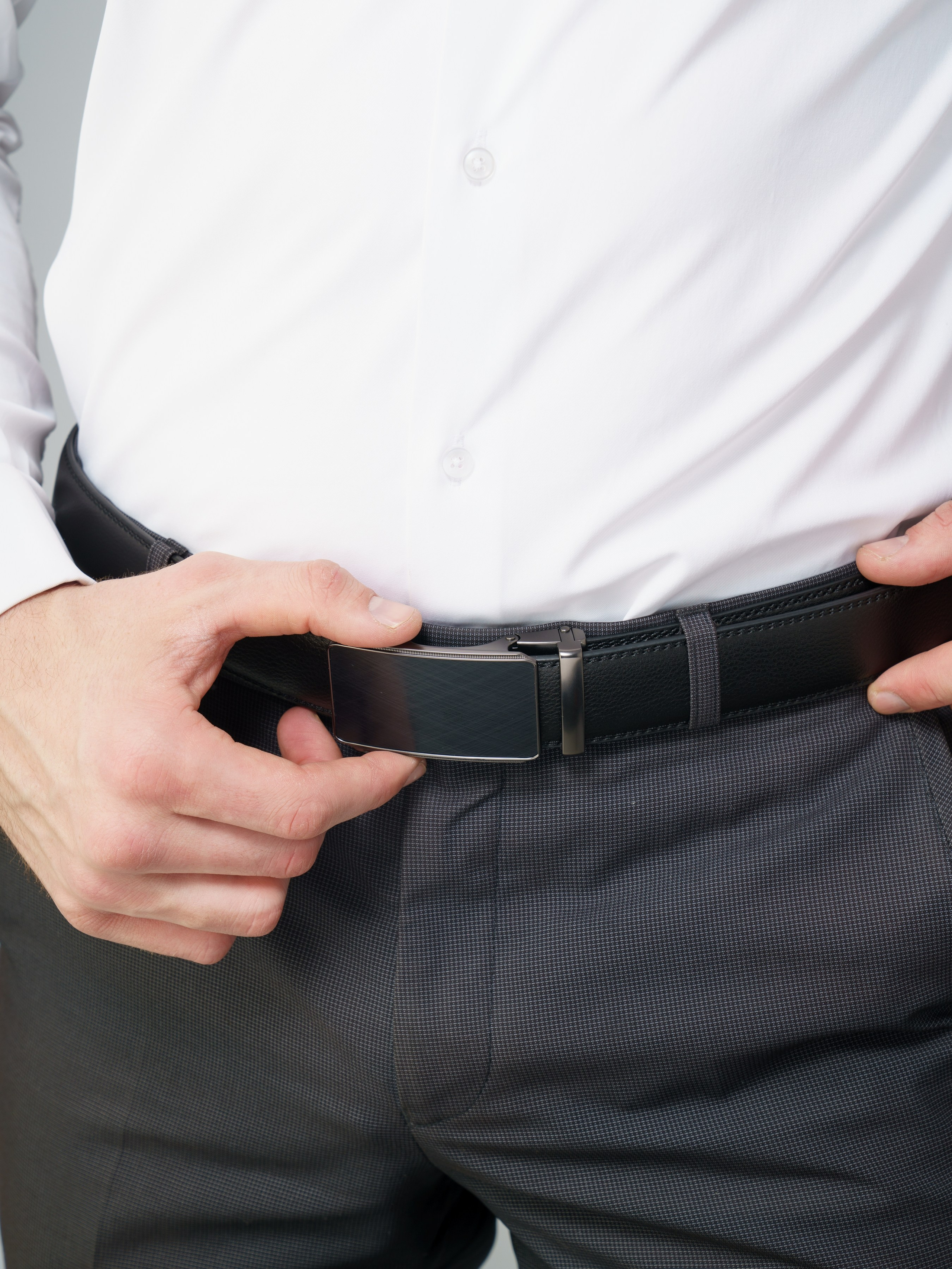 Ремни, модель Дмитрий. KED Production — продакшн из СПб. Создаём фото, видео и контент, который помогает брендам и селлерам продавать больше