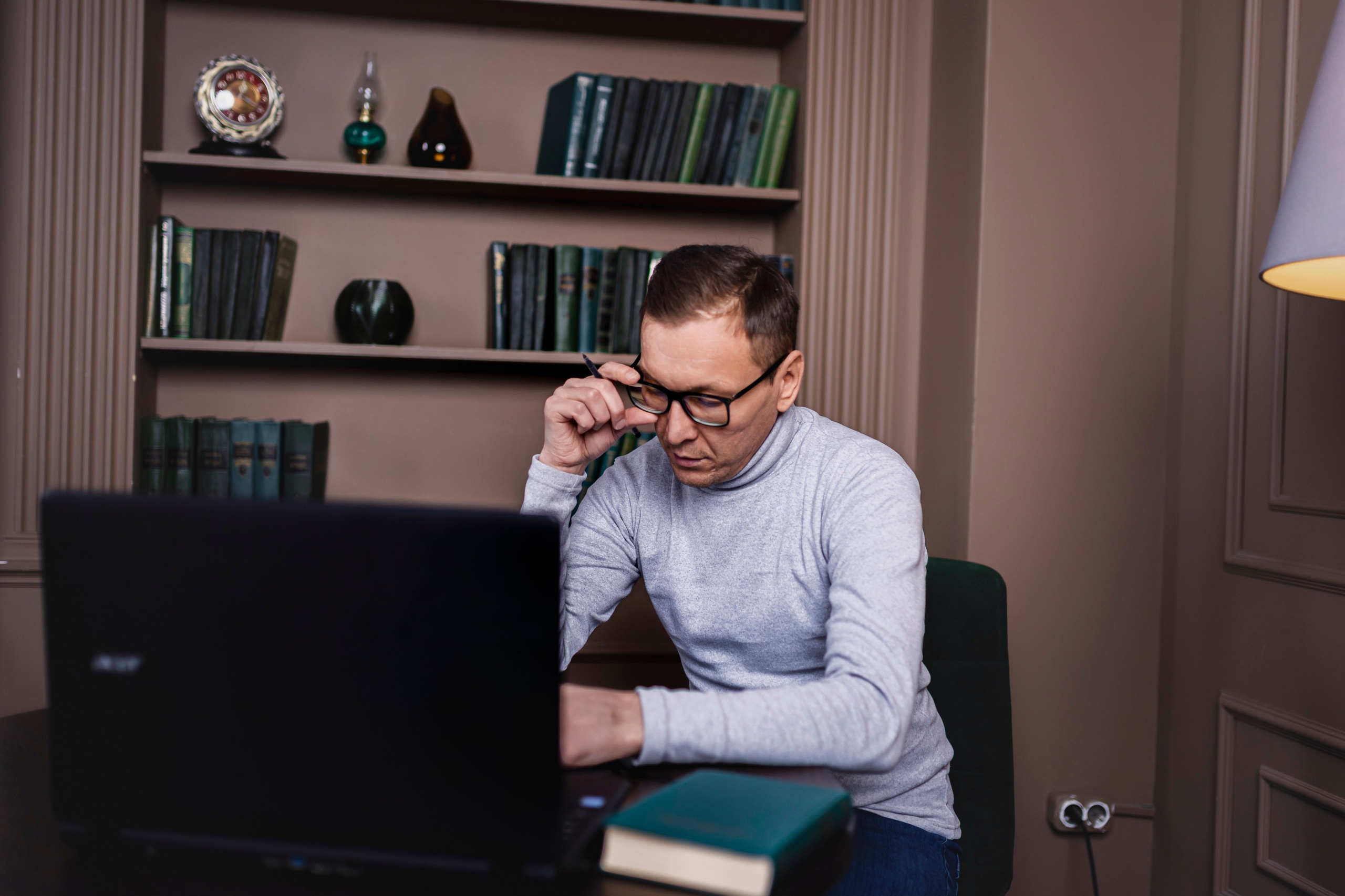 Фотосессия в студии для Радика. Фотограф Каримов Виктор