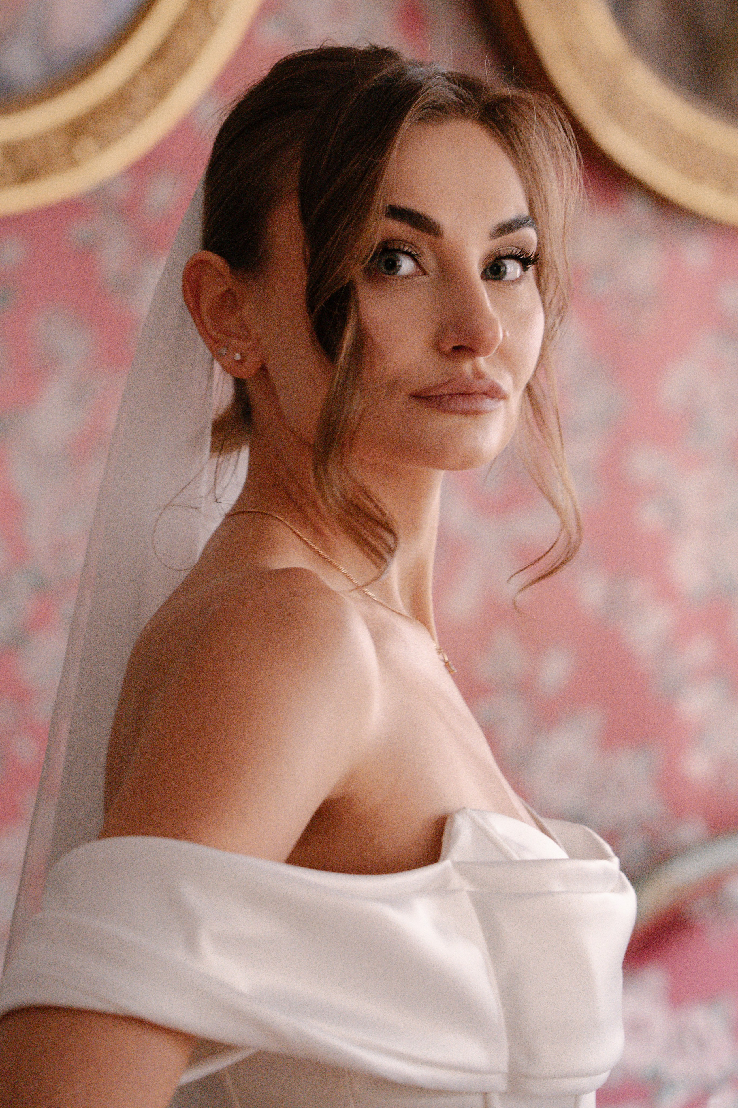 Свадебная фотосессия в отеле Solux