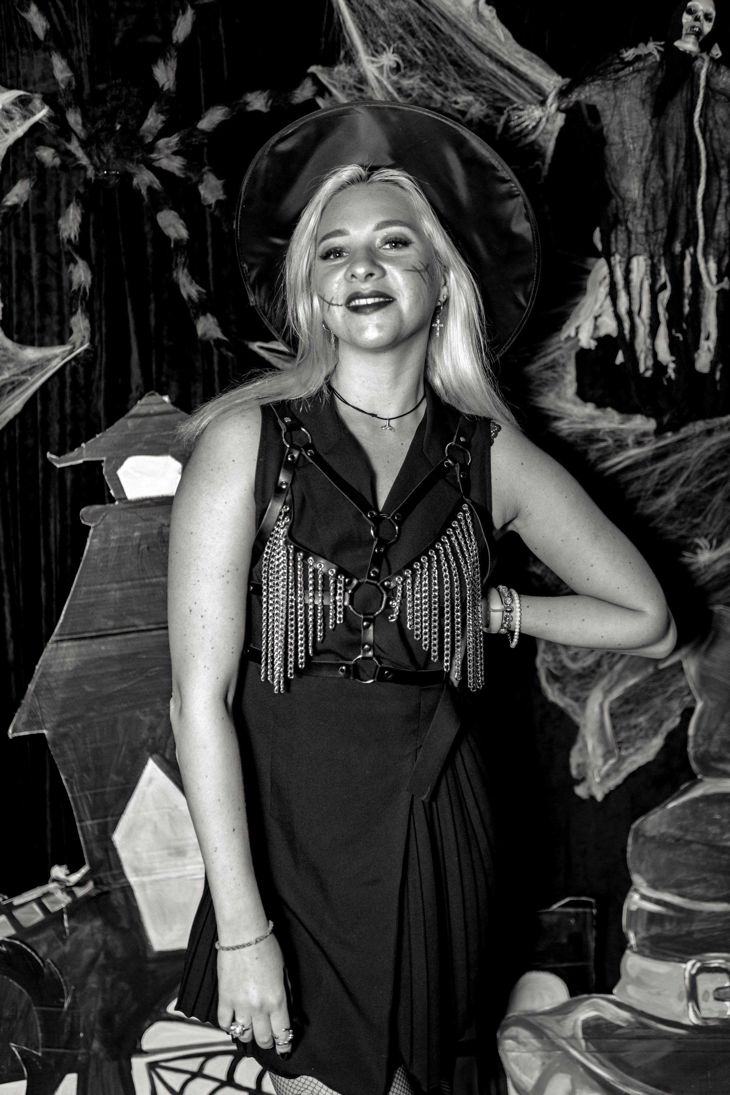 Квиз. I MOM'S. Свадебный фотограф. Москва и Московская Область