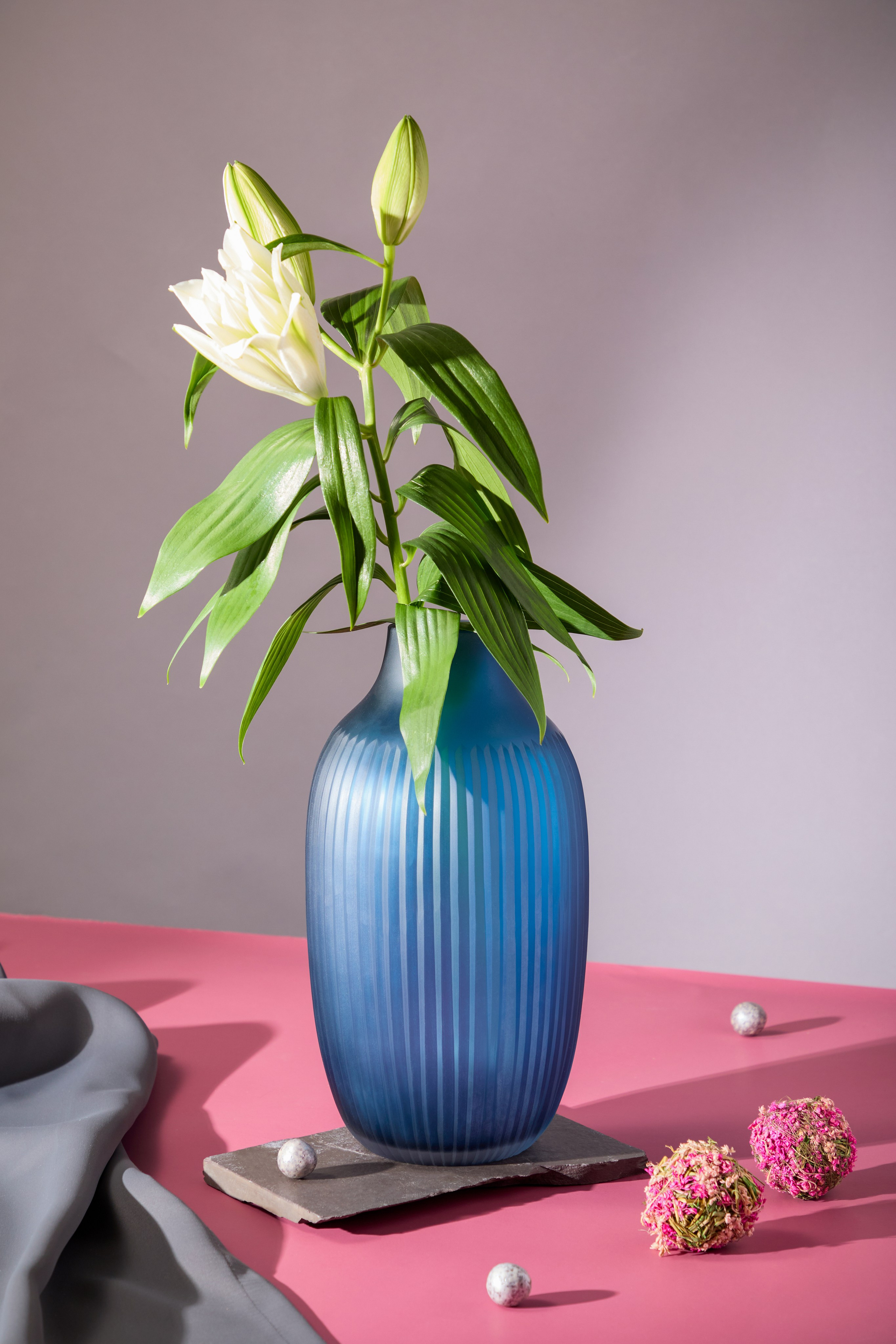 Вазы и конфетницы. Сайт о предметной, имиджевой и портретной фотографии, фотограф Фил Киреев