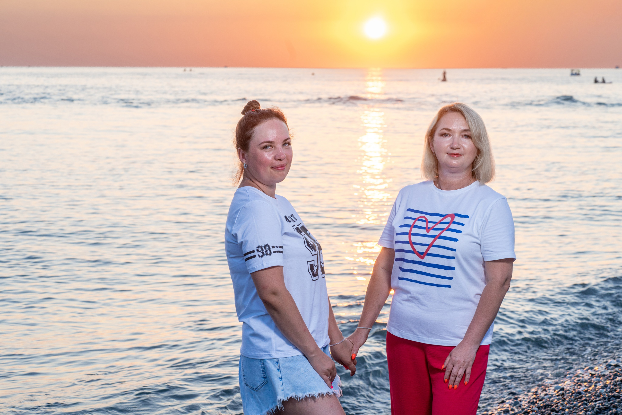 Семейная съемка на пляже в Адлере. Фотограф в Сочи Тиунова Маргарита и Тиунов Евгений