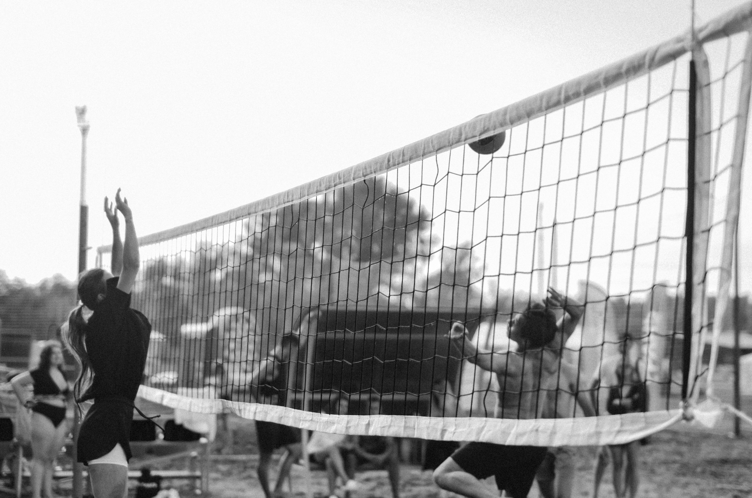 Фестиваль «Грань» 2025. Спортивная площадка. Денисова Аля — фотограф для парных съемок и индивидуальных историй в Барнауле