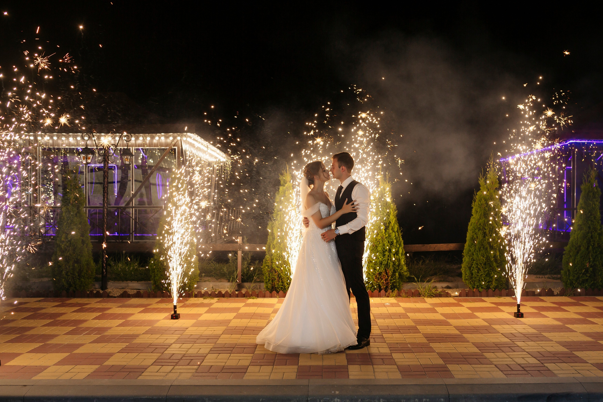 СВАДЕБНЫЕ ЭФФЕКТЫ «ФЕНИКС»