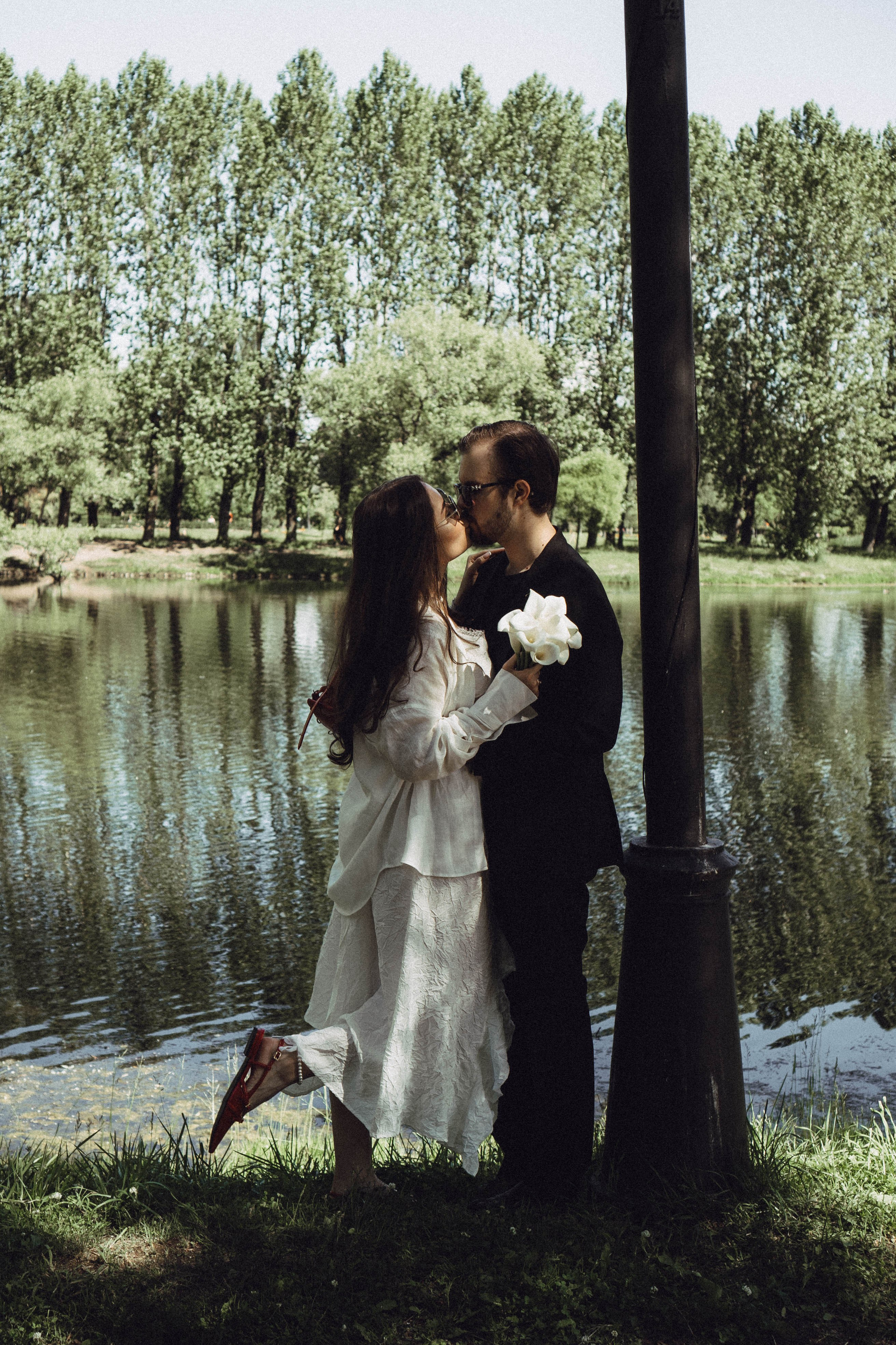 СВАДЕБНАЯ СЬЕМКА В ПАРКЕ ПОБЕДЫ И ПРОГУЛКА ПО МОСКОВСКОМУ ПРОСПЕКТУ. Профессиональный фотограф, Санкт-Петербург — Виктория Богомолова