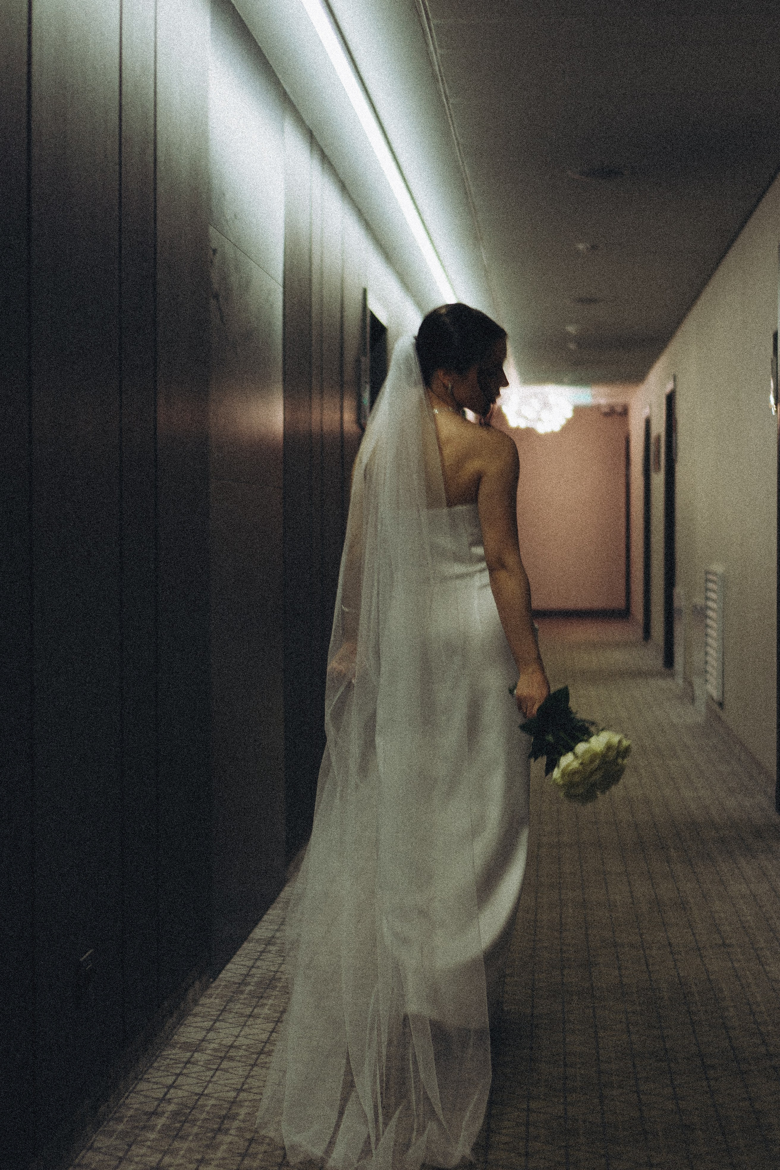 СВАДЕБНАЯ СЬЕМКА СБОРОВ ЖЕНИХА И НЕВЕСТЫ В ОТЕЛЕ И ТАКЖЕ ФОТОСЕССИИЯ В ОТЕЛЕЕ МЕГАПОЛИС БРЯНСК. Профессиональный фотограф, Санкт-Петербург — Виктория Богомолова