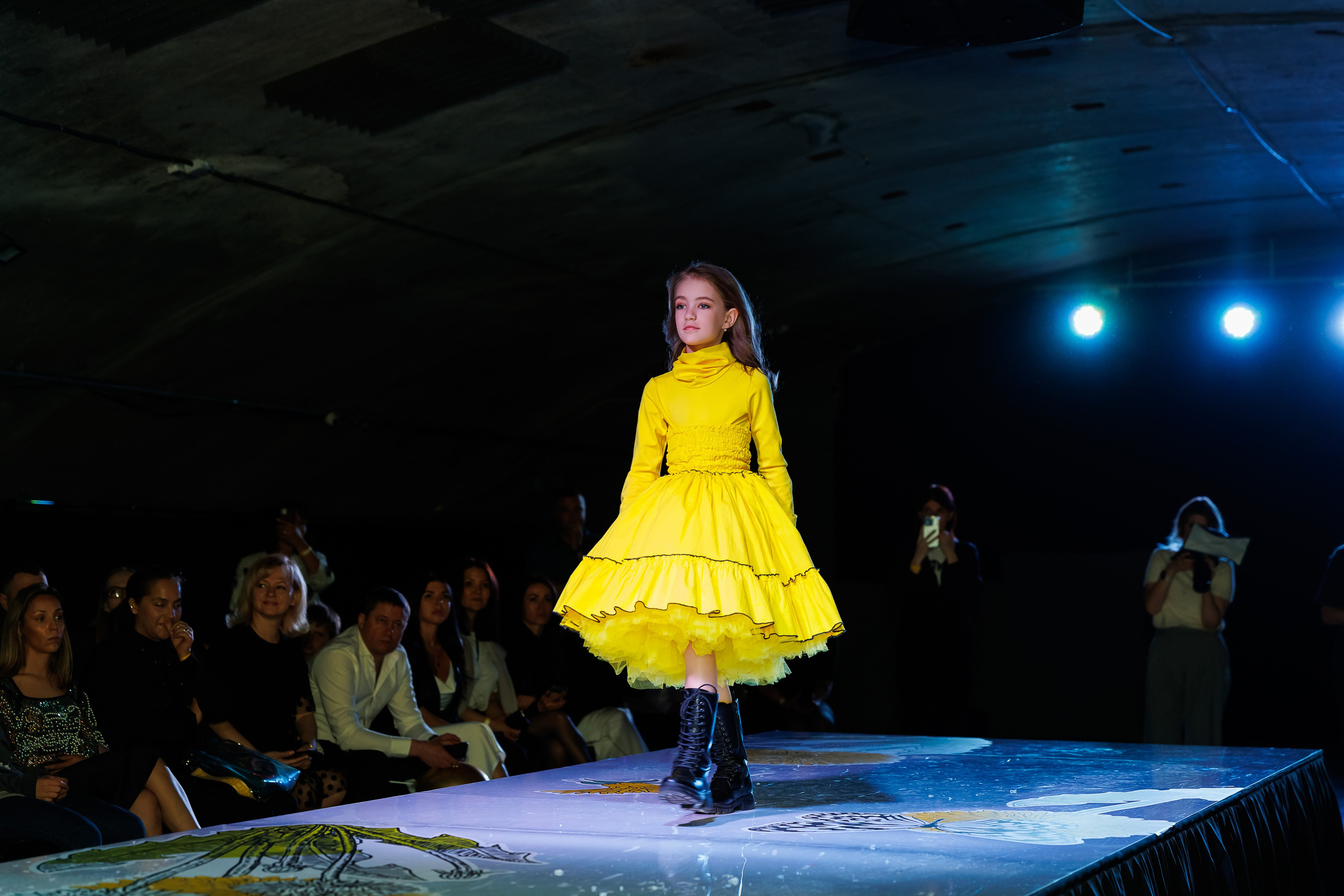 Показ Надежды Шибиной от журнала «Жираf». Фотограф Новосибирск — Наталья Гресь