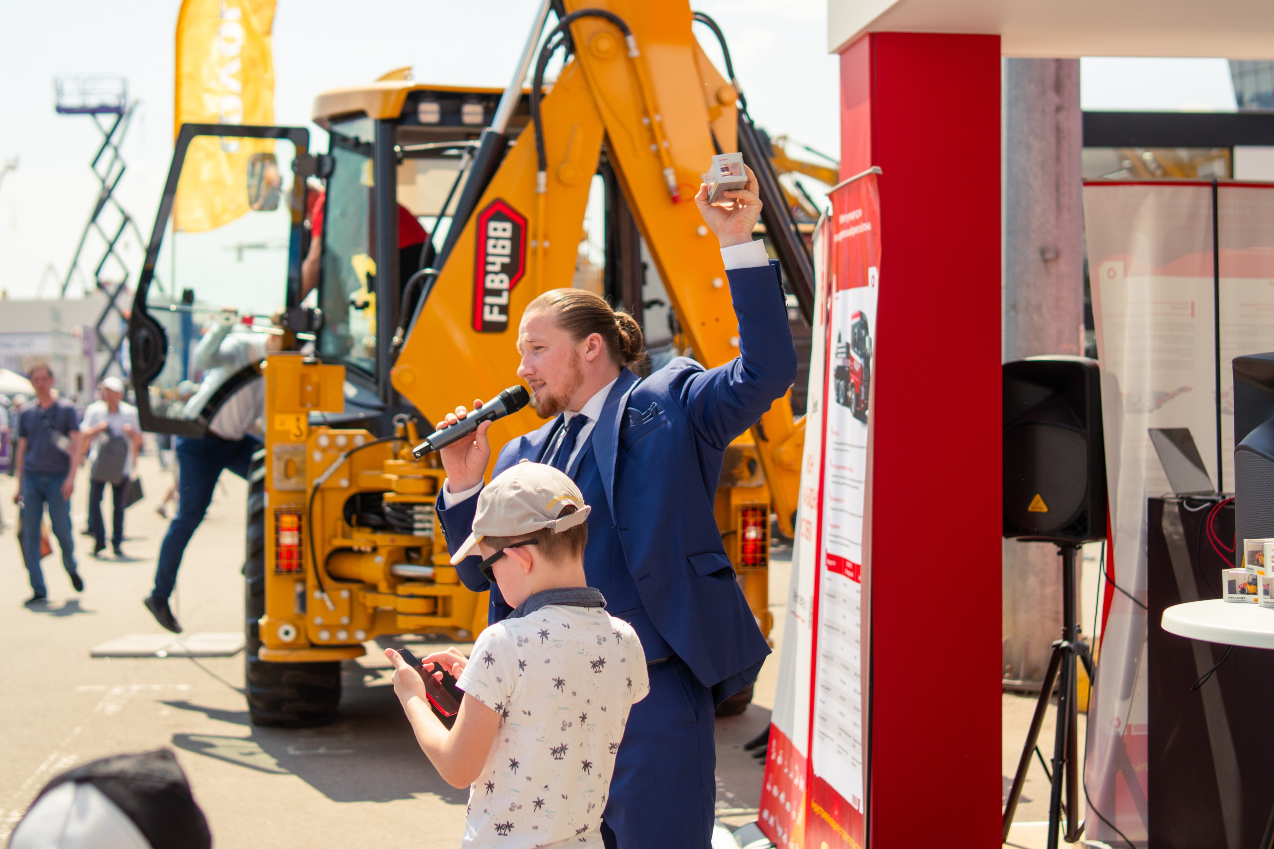 СТТ Expo 24-я международная выставка строительной техники и технологий в России. Фотограф / видеограф в Москве и Сочи Sofia Riversong