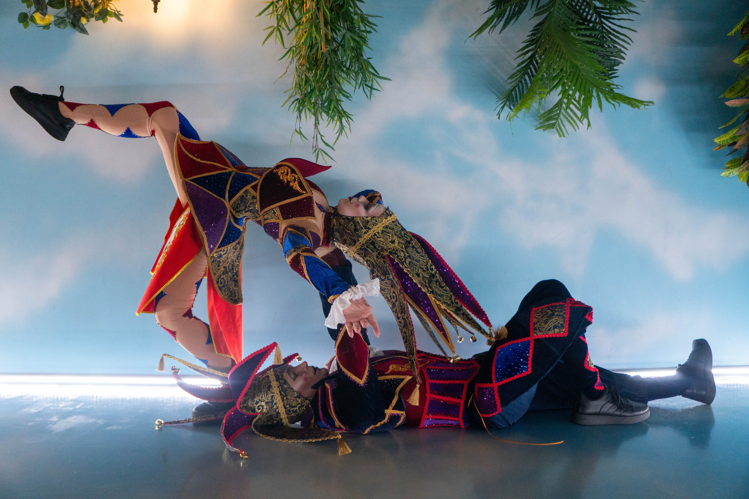 Арлекины Circus Zone. Фотограф / видеограф в Москве и Сочи Sofia Riversong