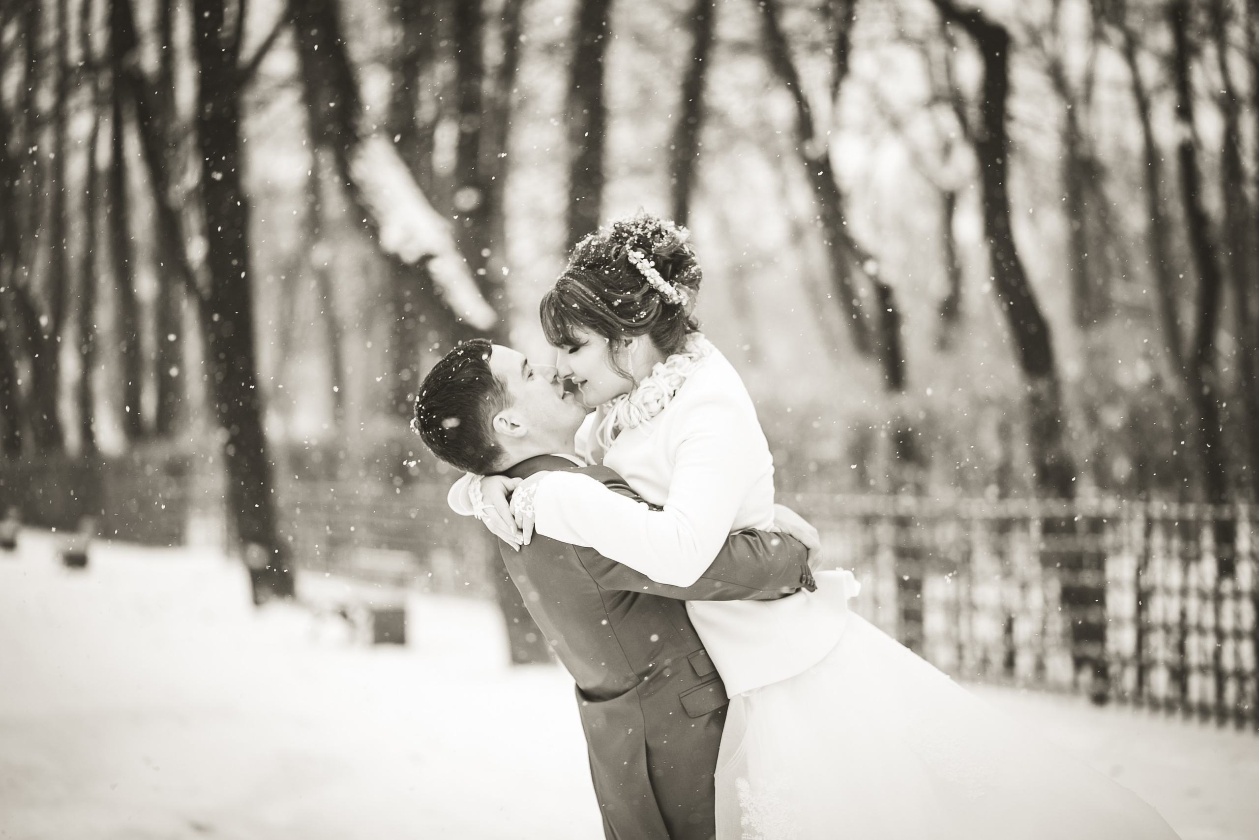 Свадьбы и Love-story. Репортажный фотограф и видеограф в Санкт-Петербурге
