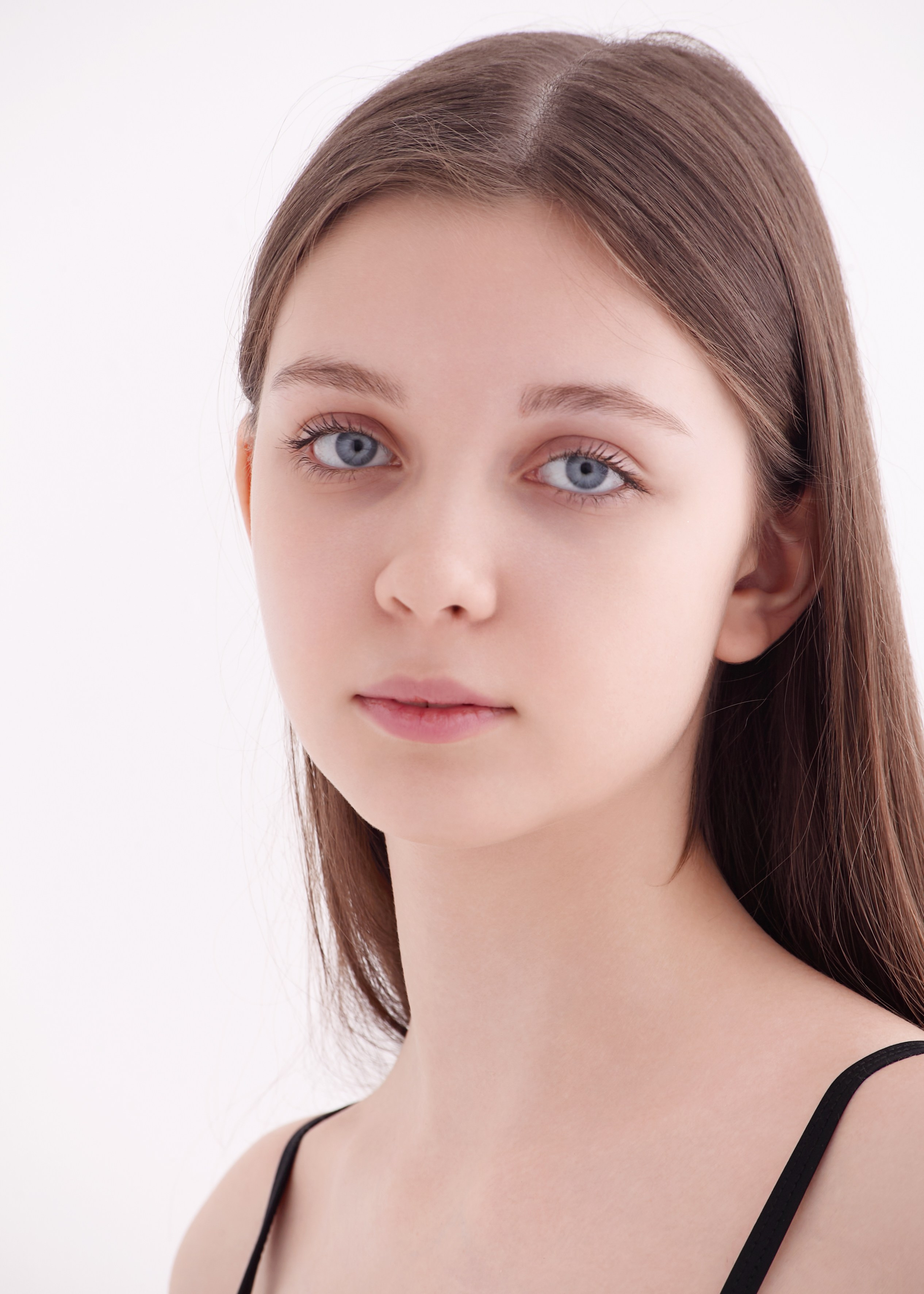 Модельные тесты для Иры. Модельные тесты в Москве. Фотограф Вика Паршина