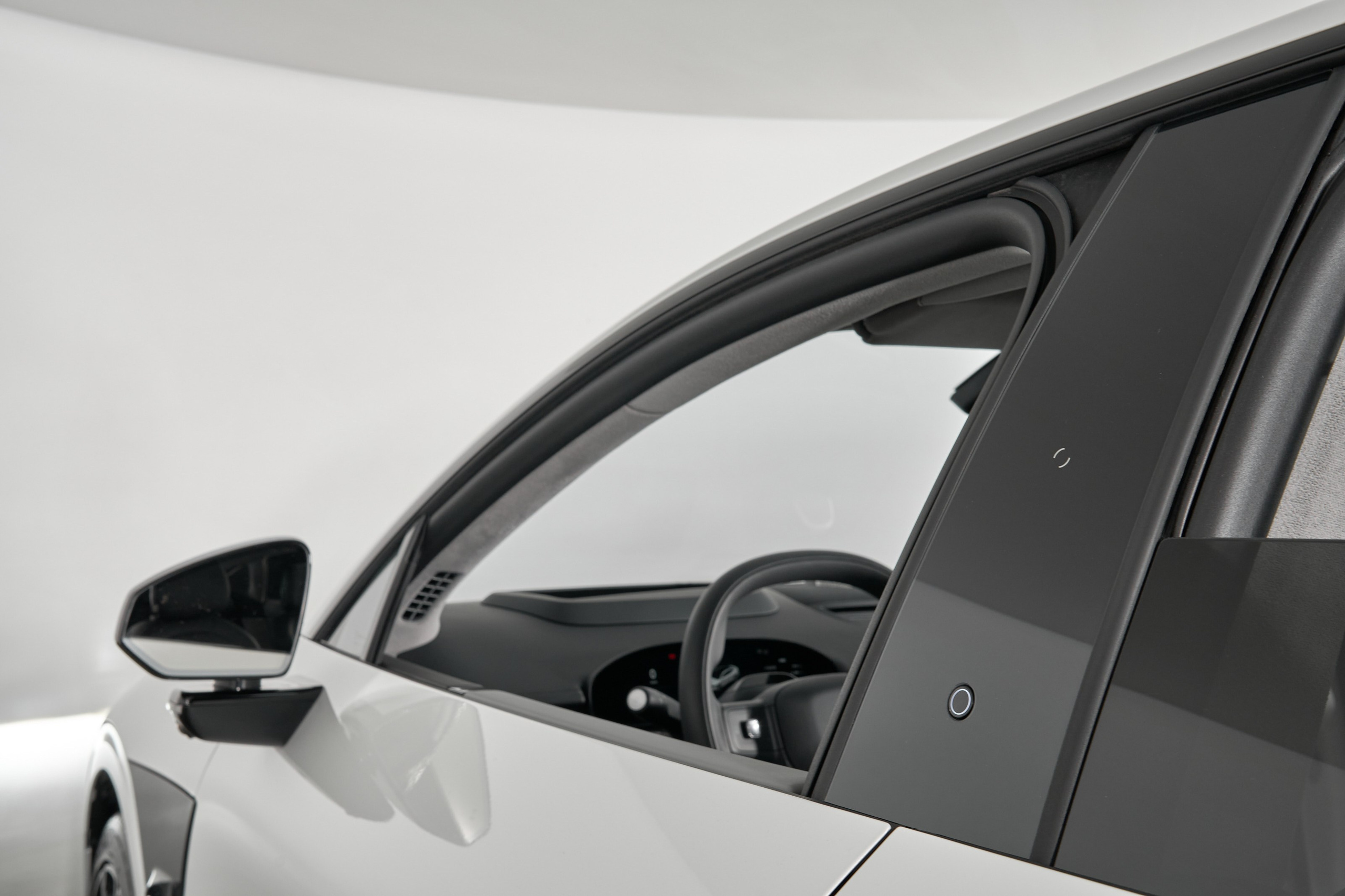 Zeekr 007_1. Фотограф Николай Прокофьев модельные тесты в Москве