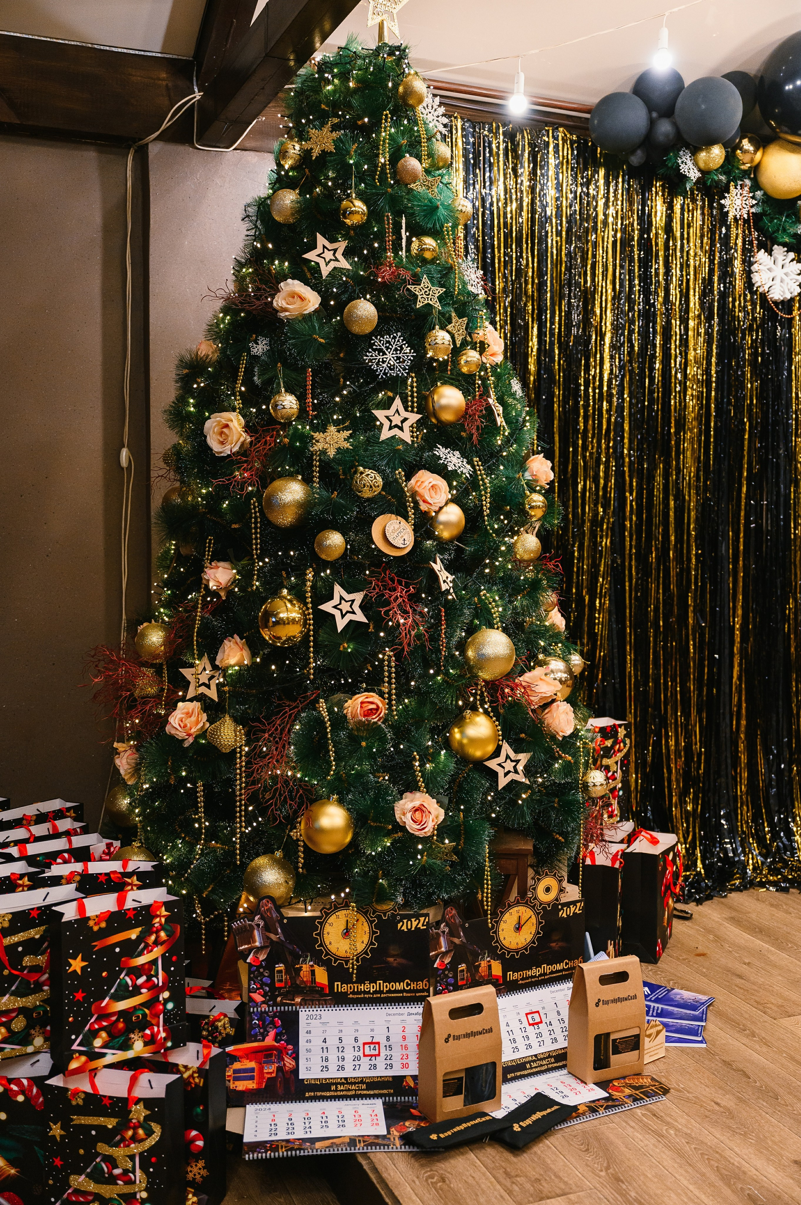 Новогодний корпоратив в «Алых парусах». Wedding and family photographer USA