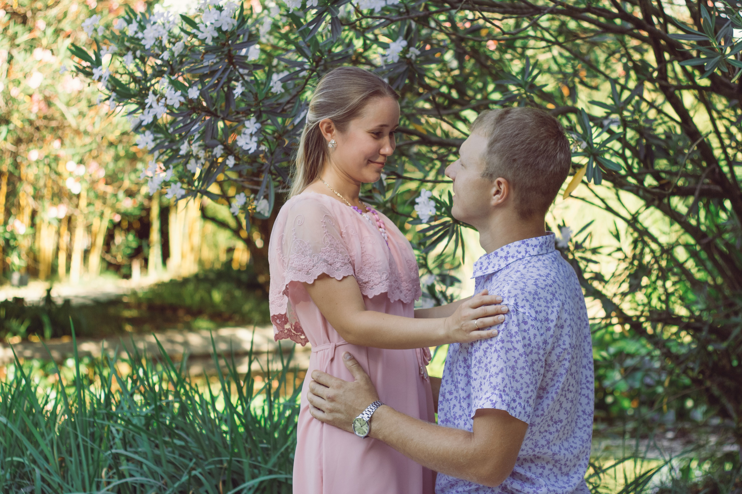 Семейная фотосессия в парке. Фотограф в Сочи Тиунова Маргарита и Тиунов Евгений