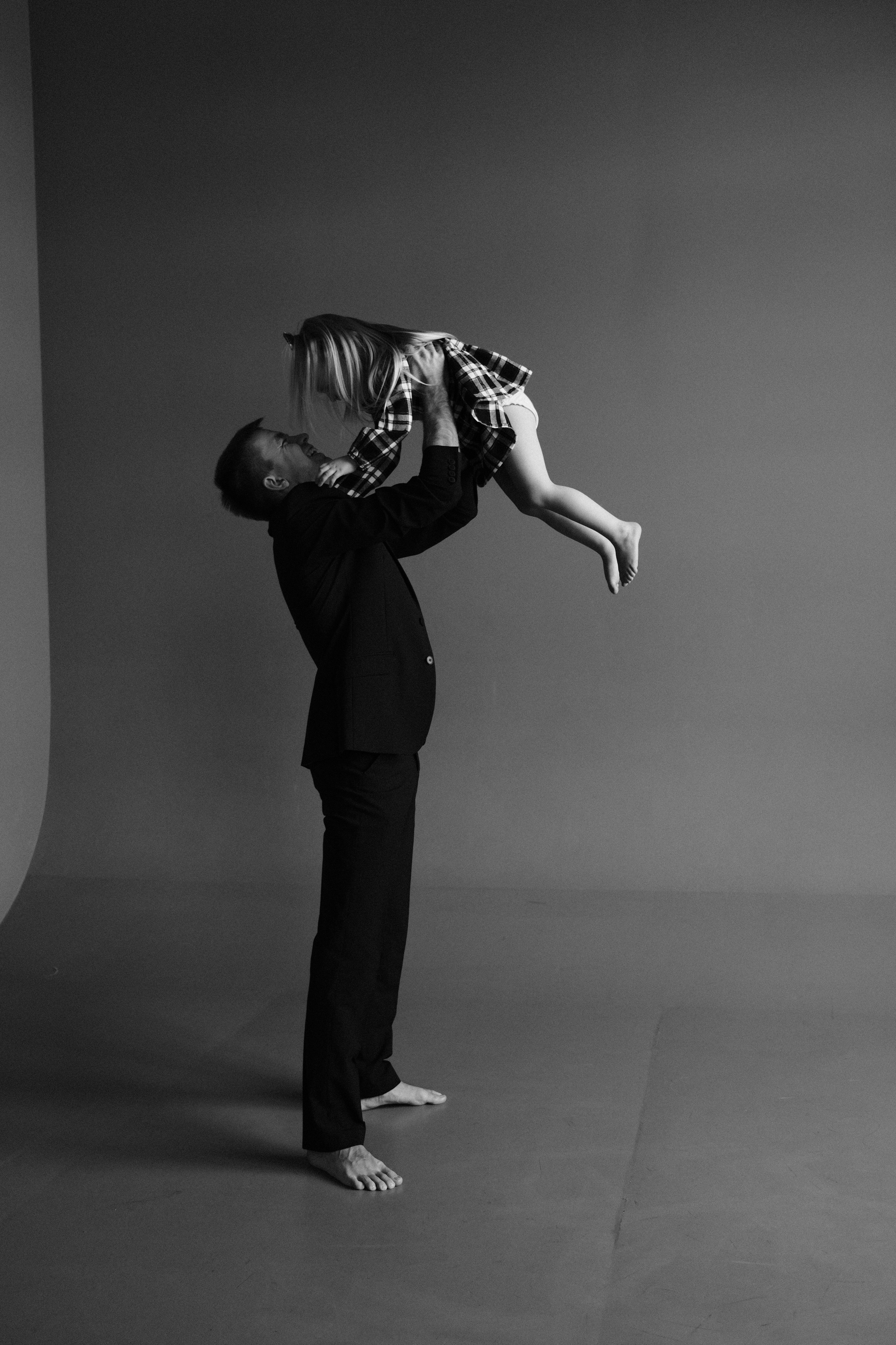 Максим, Оля и Настя. Главная