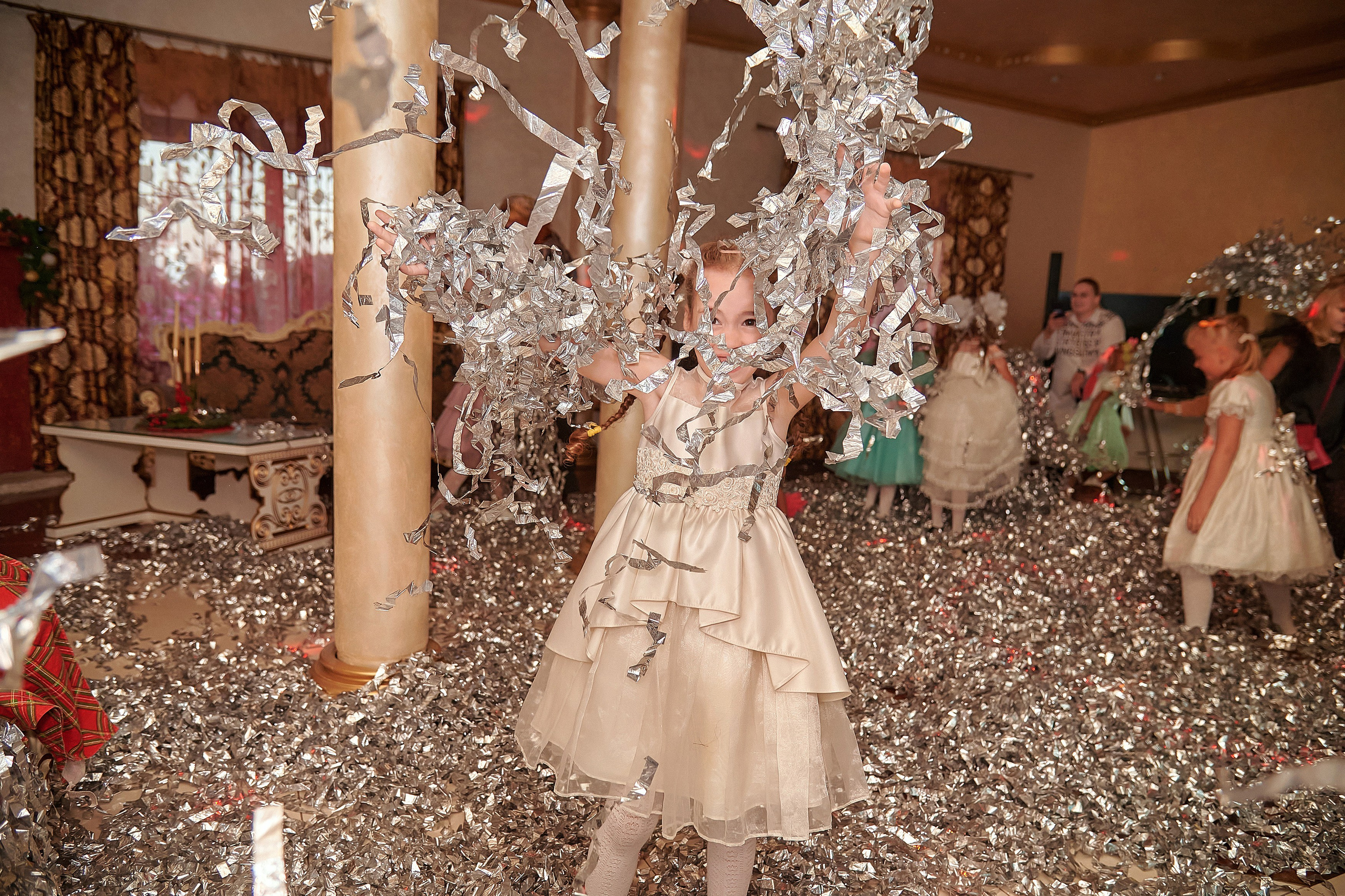 Портфолио репортажной фотосъёмки: Звёздный Дом Деда Мороза. Фотограф Яковлев Роман — Красноярск