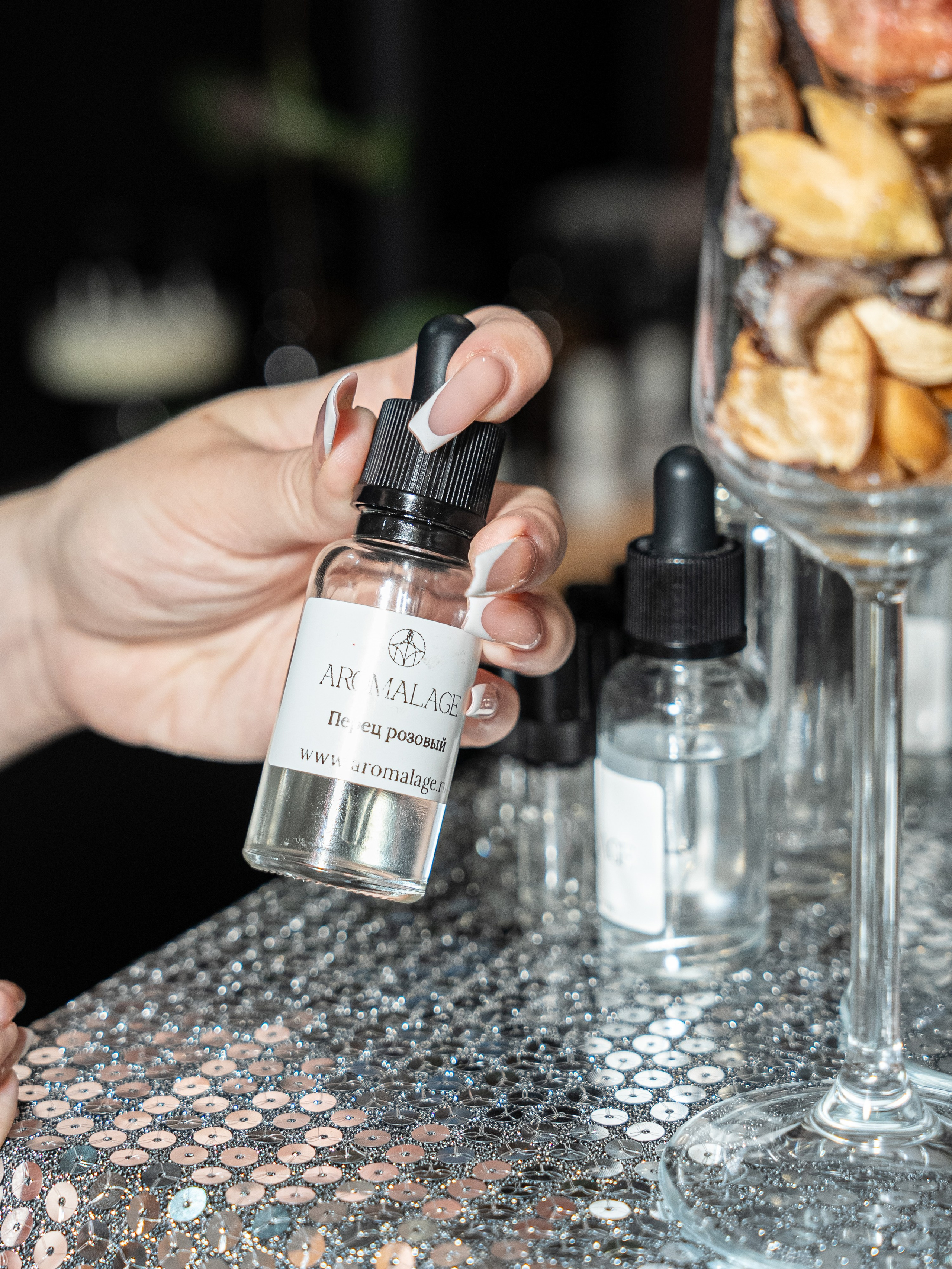 День рождения Aromalage — 5 лет вдохновения 🕯️. Мастер-классы AROMALAGE в Казани и Нижнем Новгороде для двоих, на девичник, в группе