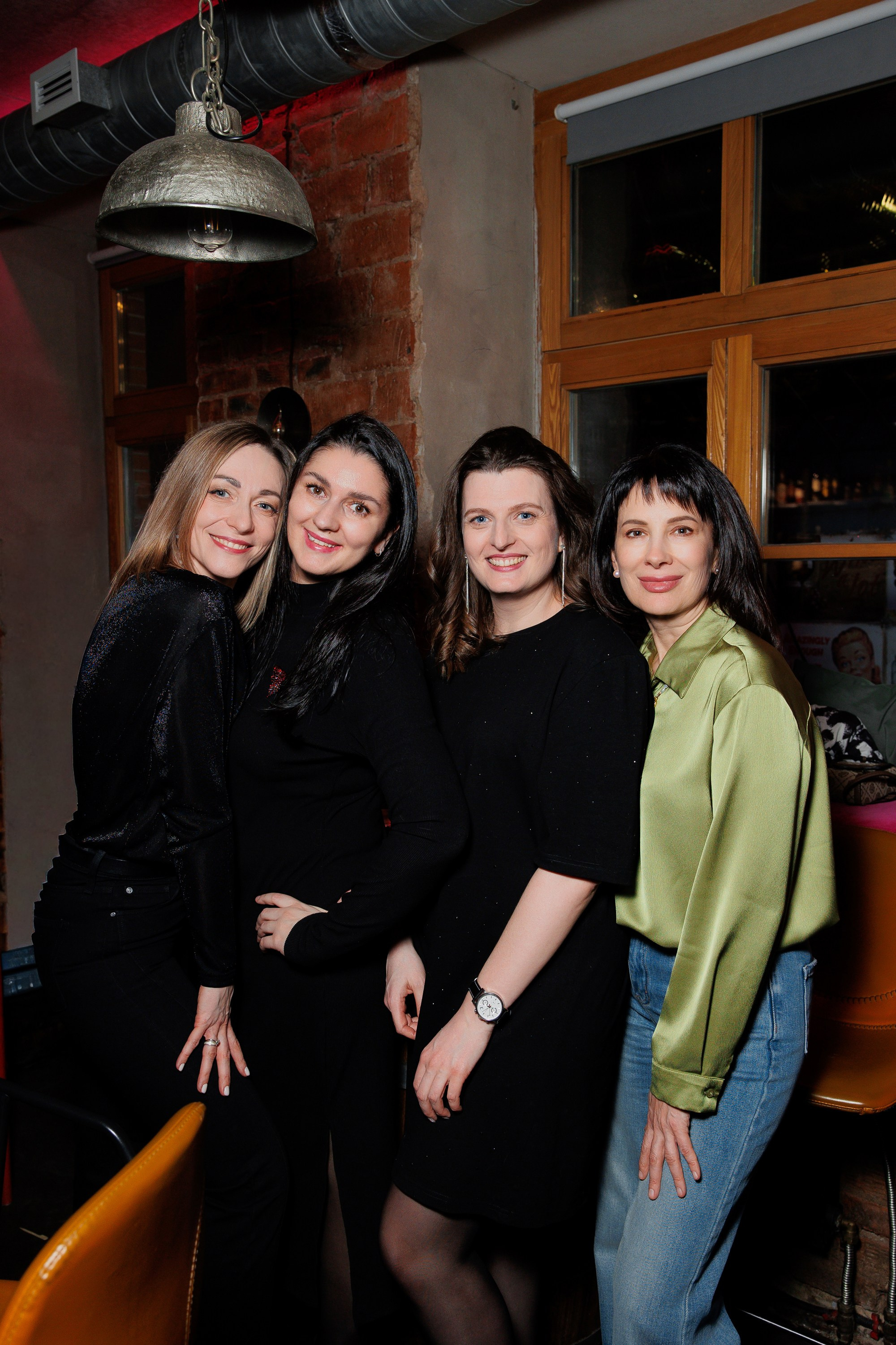 ВИНОТЕКА — 8 МАРТА. СВОИ. ФОТООТЧЕТЫ-СОБЫТИЯ-МЕСТА