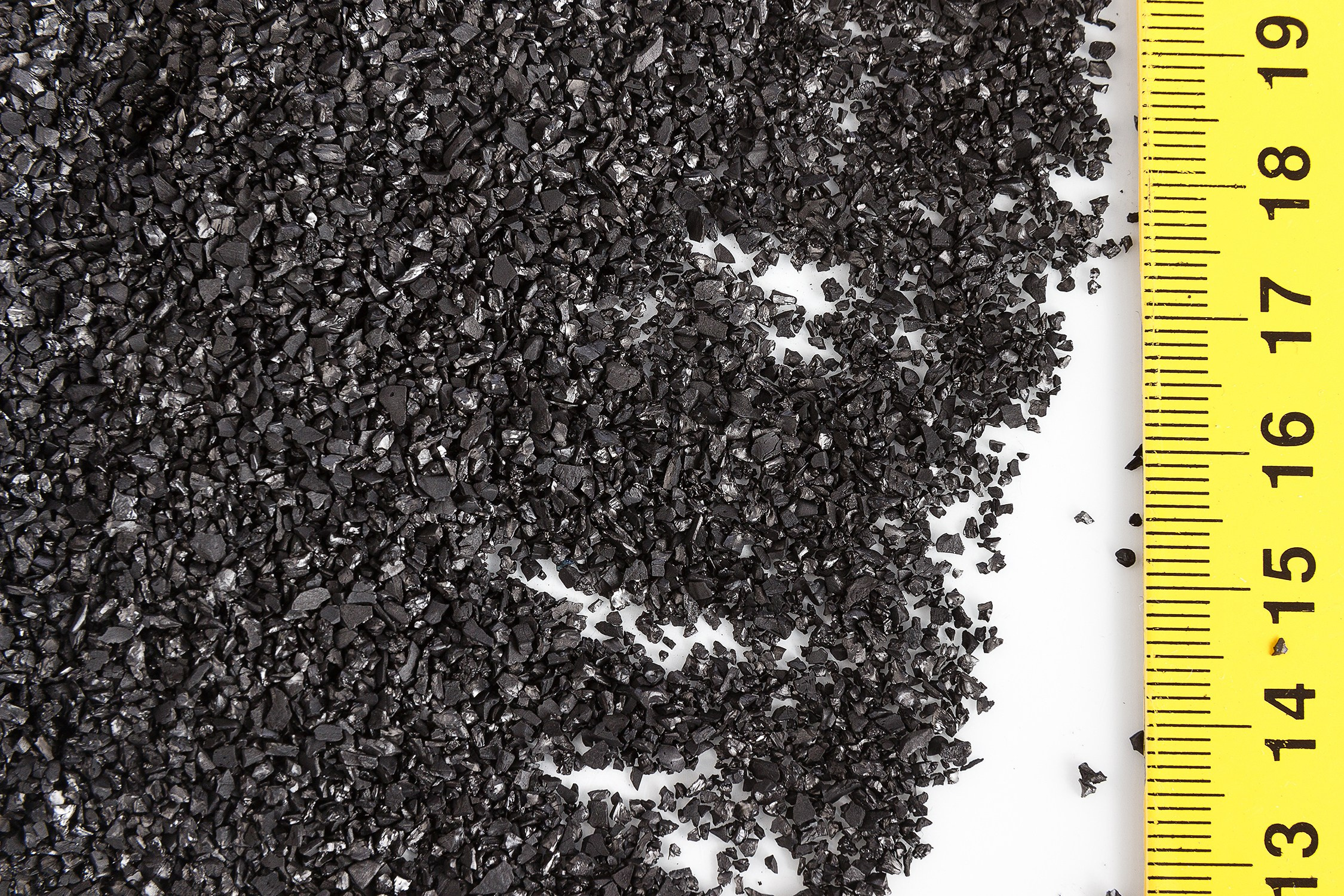 Предметный фотограф в Санкт-Петербурге. Фото для каталога на белом фоне. Фотограф для маркетплейс. Фотографии для сайта. Заказать услуги фотографа в СПб. Пищевые ароматизаторы для соцсетей. Рекламная съёмка бутылок. Профессиональный фотограф Сергей Пушкин. 