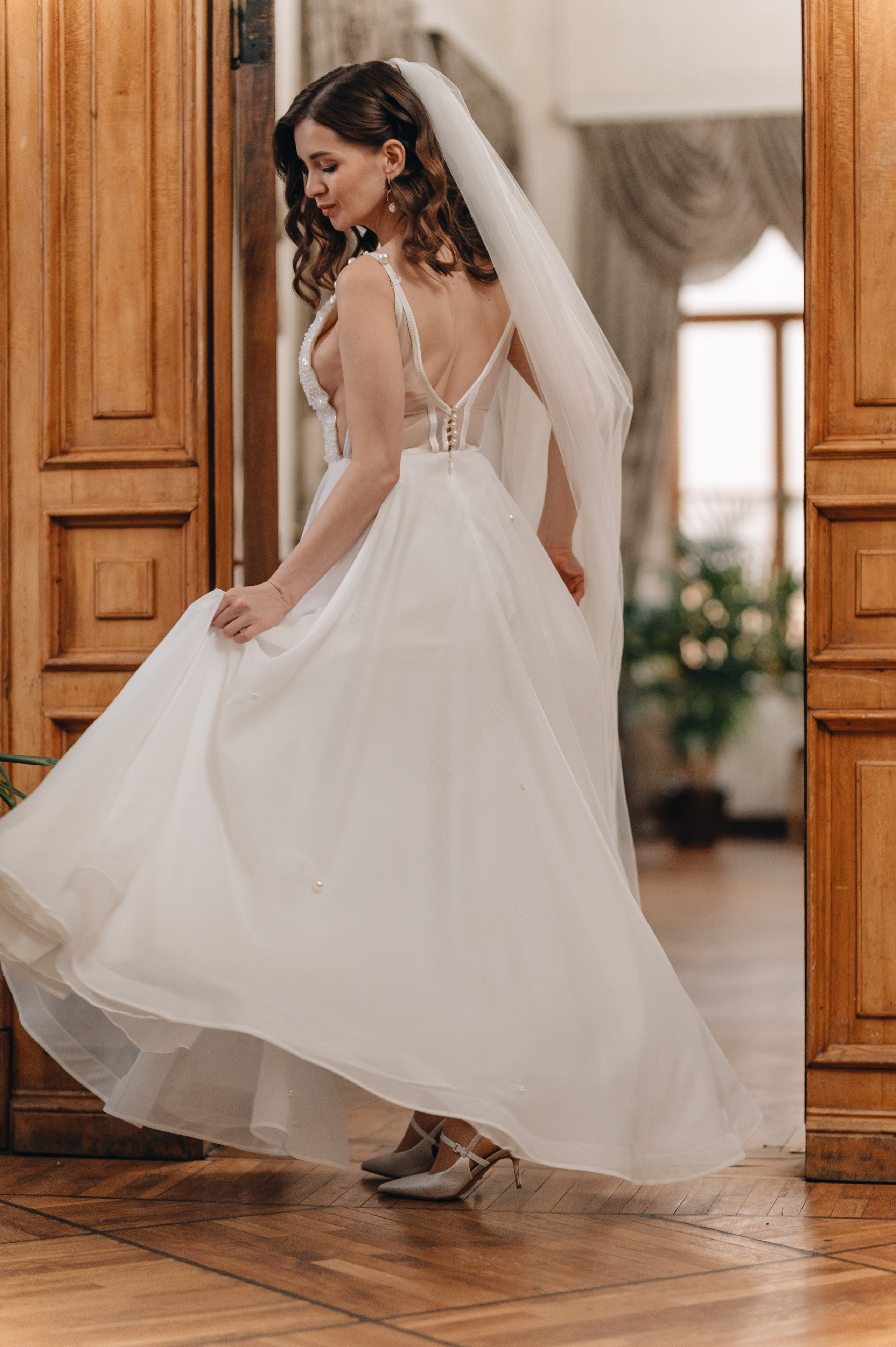 Свадебная фотосессия в библиотеке им. Пушкина. Портретный фотограф Москва Светлана Кашура