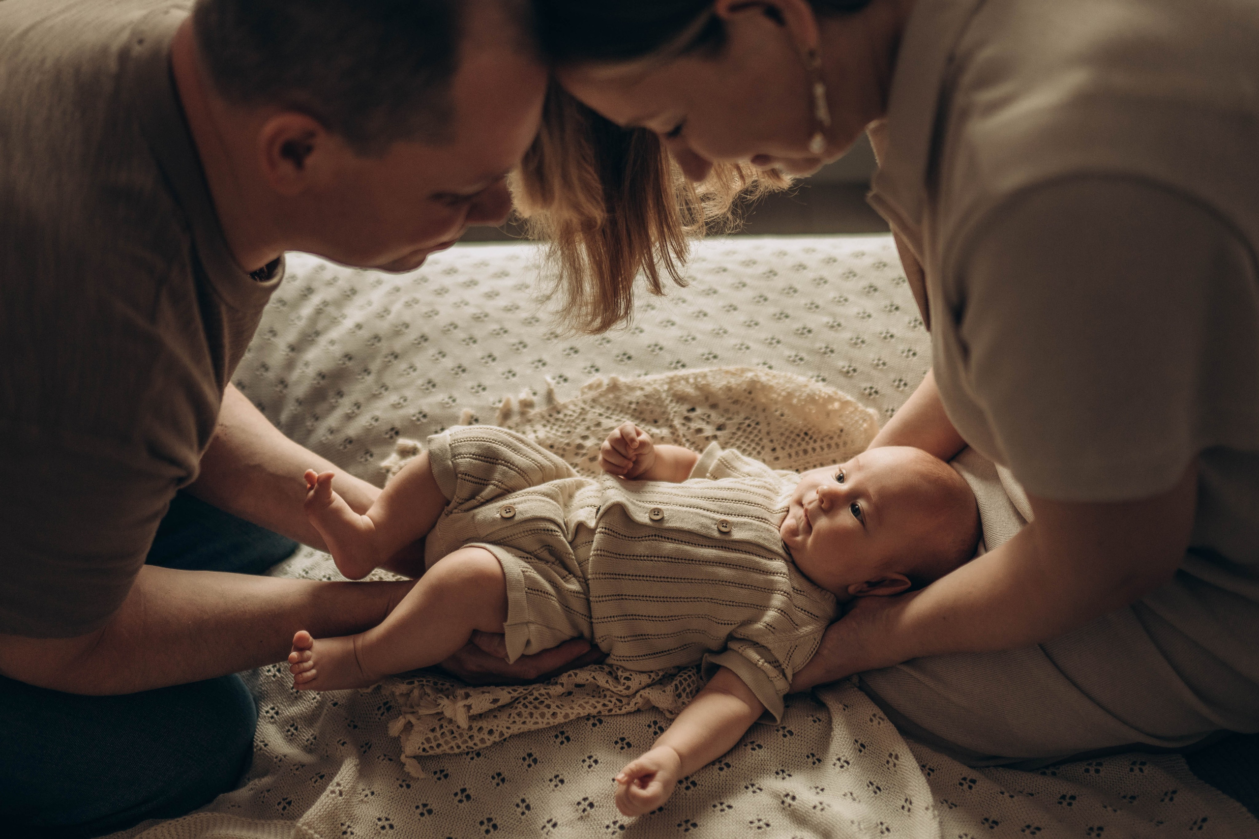 семья фотосессия семейная ньюборн фотограф лайфстайл семейная новорожденные фотография 