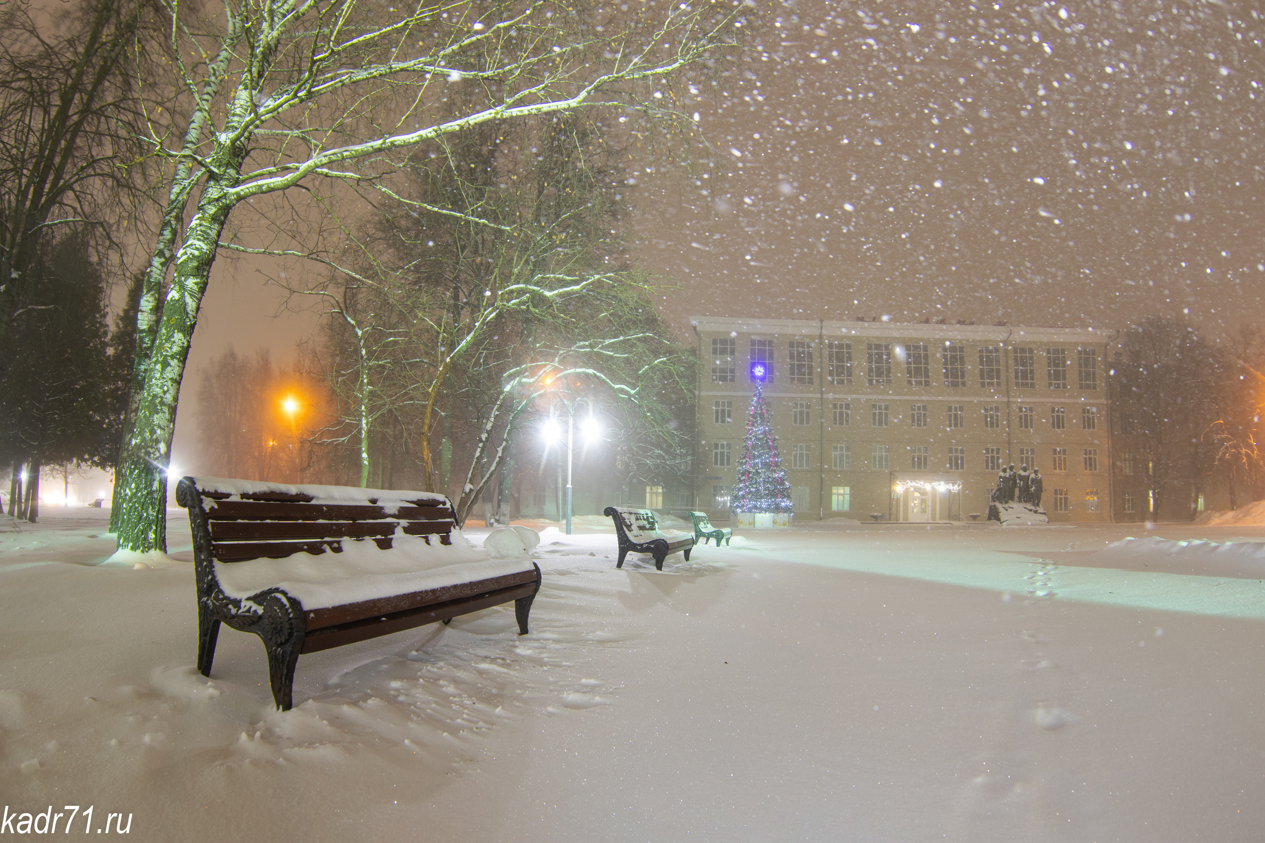 Могилёвский сквер, Педагогический университет им. Л. Н. Толстого. Фотограф в Туле Крупский АнДРей. Фотостудия «КАДР71» в Туле