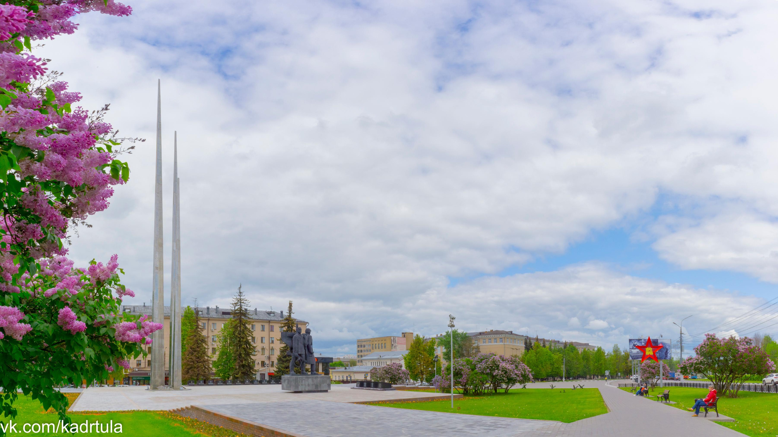 Мемориал «Три Штыка» на «Площади Победы» в г. Тула. Фотограф в Туле Крупский АнДРей. Фотостудия «КАДР71» в Туле