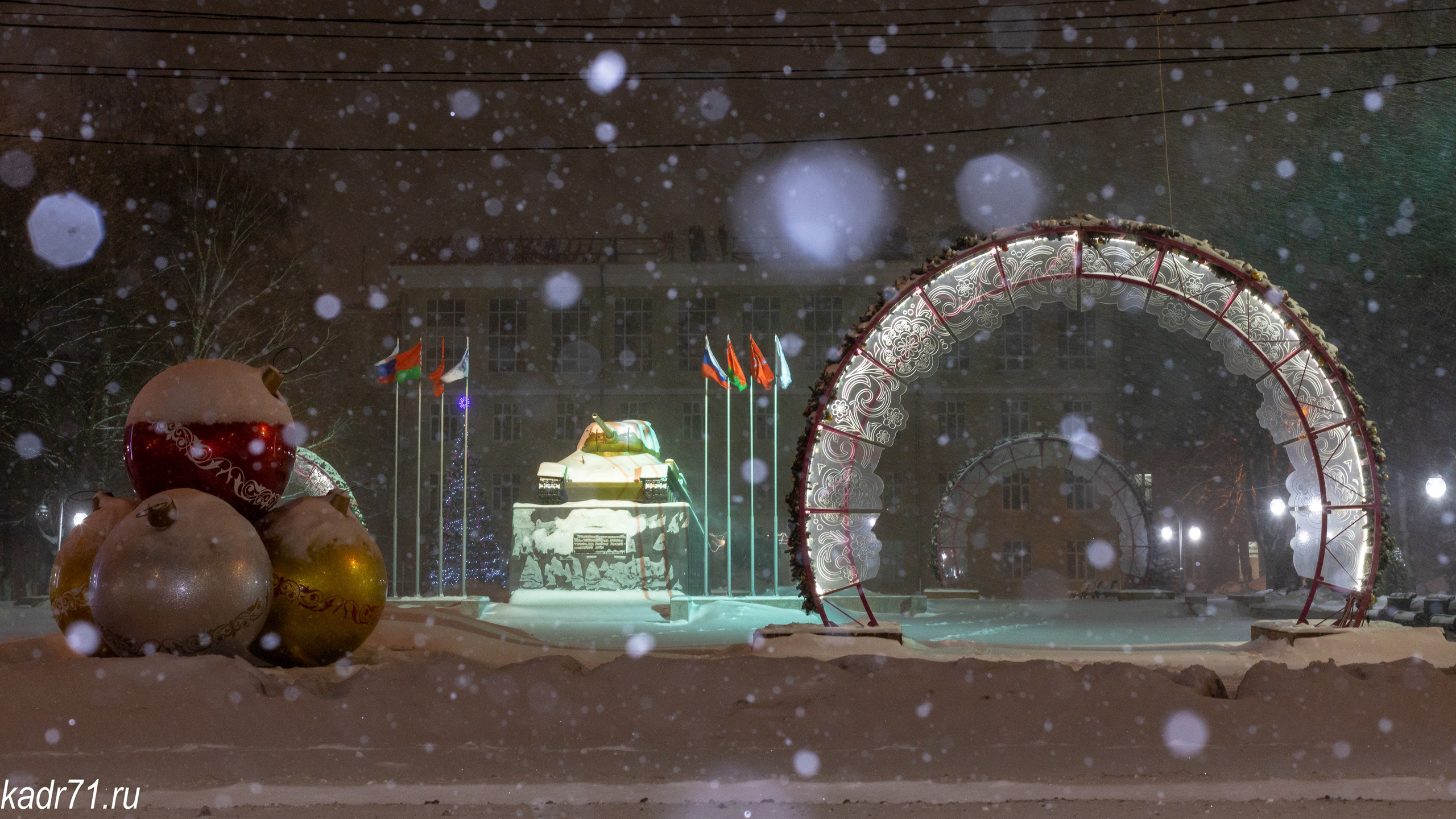 Могилёвский сквер, Педагогический университет им. Л. Н. Толстого. Фотограф в Туле Крупский АнДРей. Фотостудия «КАДР71» в Туле