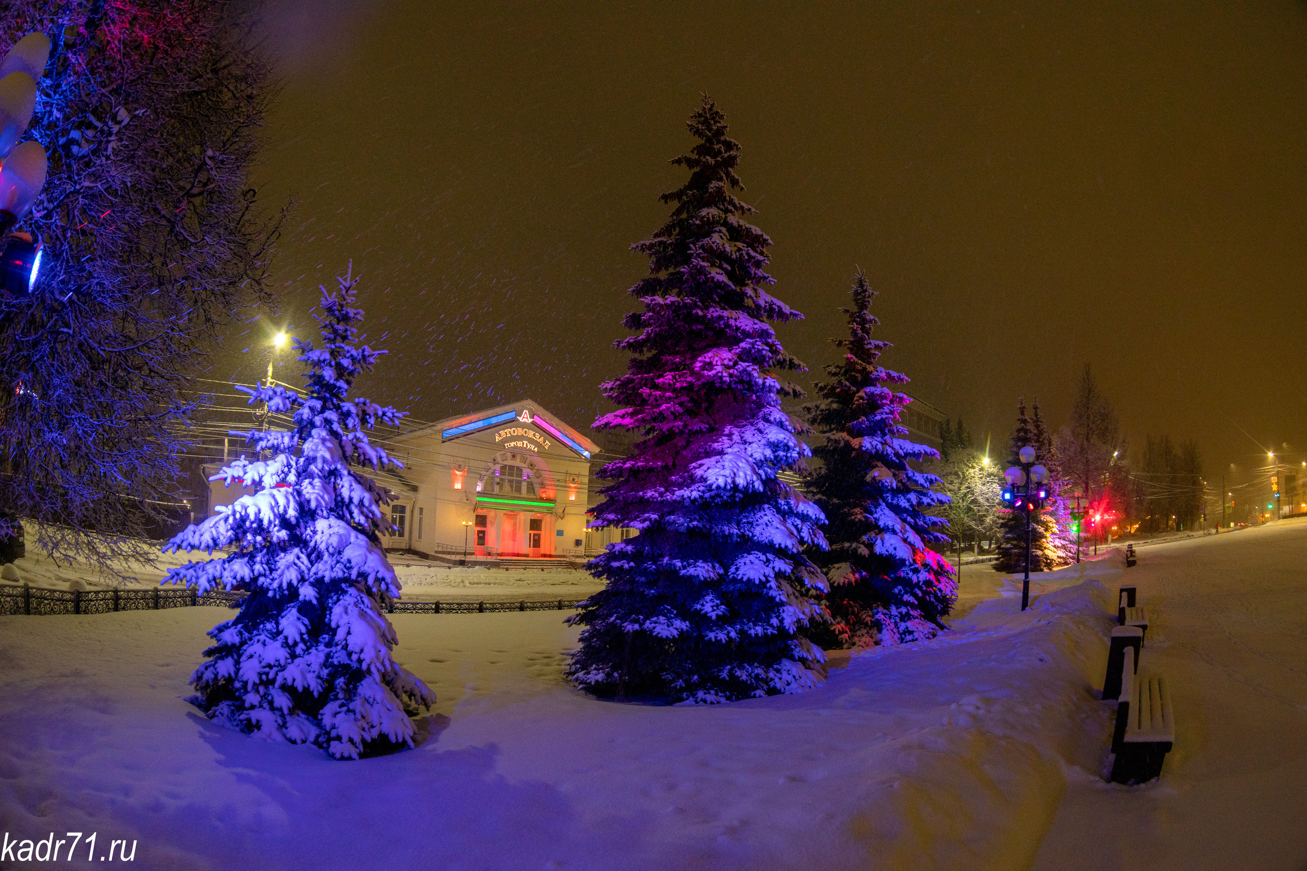 Мемориал «Три Штыка» на «Площади Победы» в г. Тула. Фотограф в Туле Крупский АнДРей. Фотостудия «КАДР71» в Туле