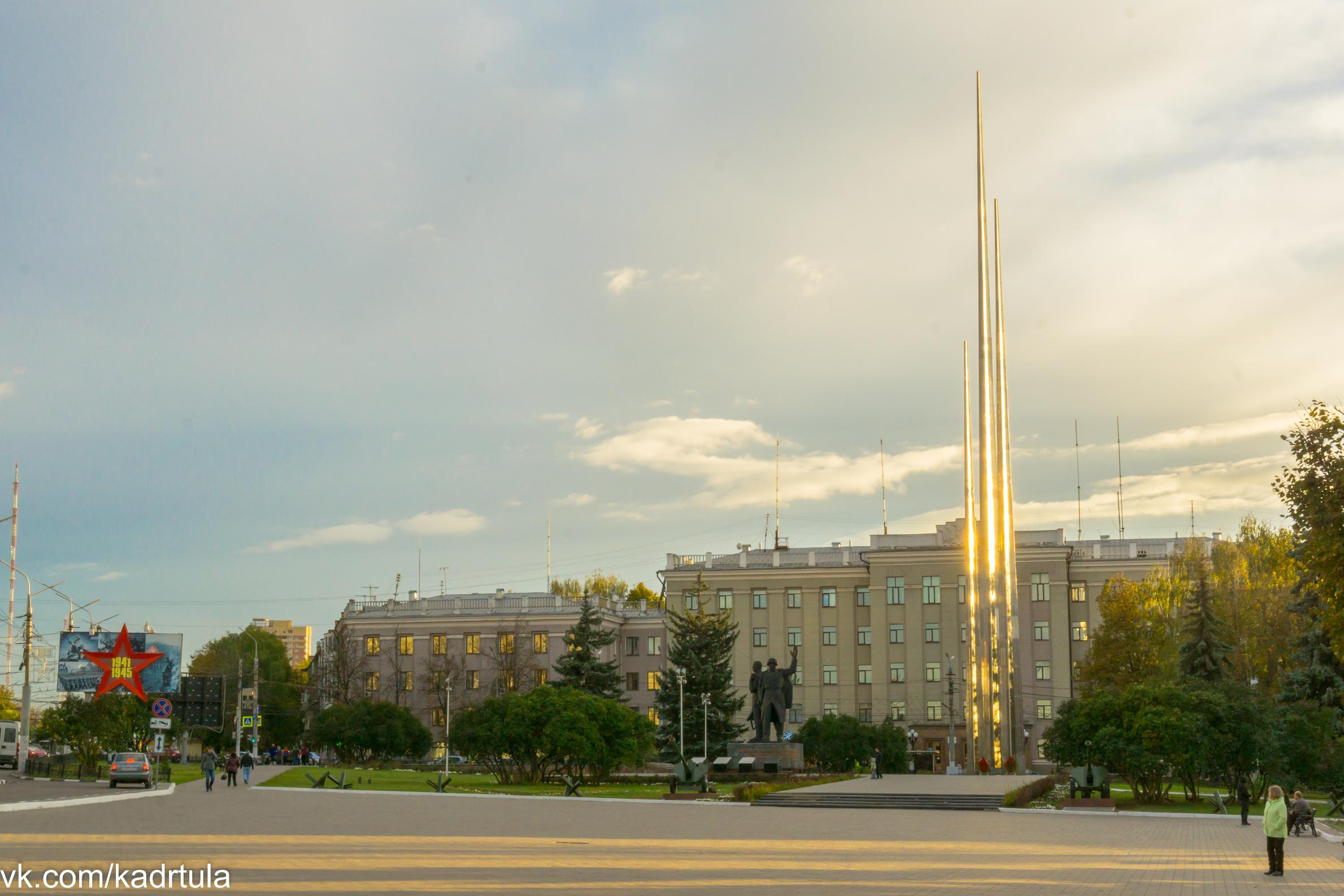 Мемориал «Три Штыка» на «Площади Победы» в г. Тула. Фотограф в Туле Крупский АнДРей. Фотостудия «КАДР71» в Туле