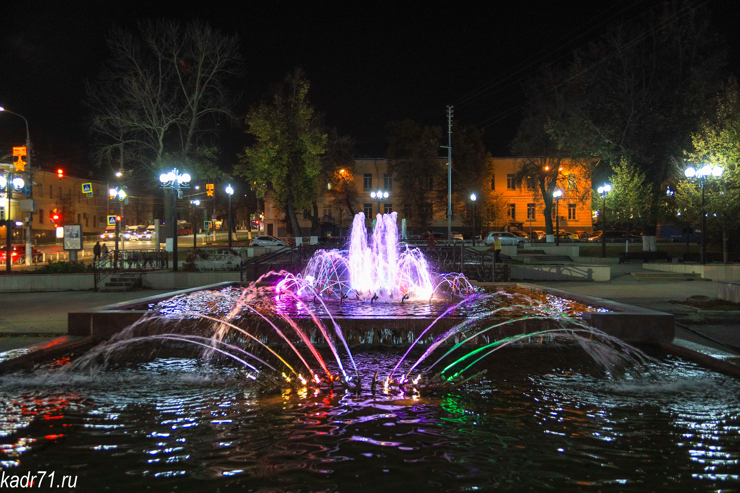 Тульский Драматический Театр, Аллея фонтанов. Фотограф в Туле Крупский АнДРей. Фотостудия «КАДР71» в Туле