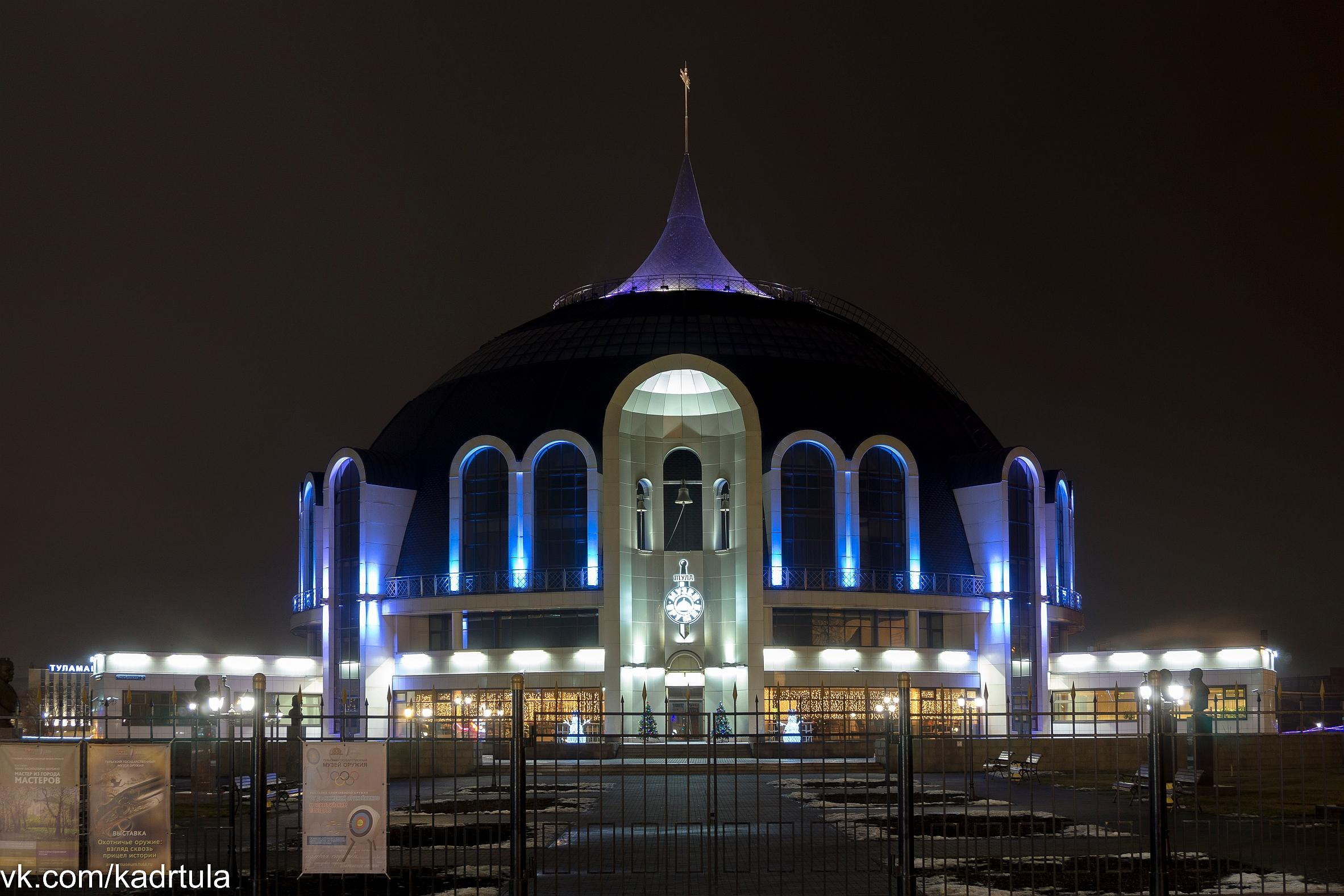 Музей оружия, набережная Упы, памятник Тульскому Левше. Фотограф в Туле Крупский АнДРей. Фотостудия «КАДР71» в Туле