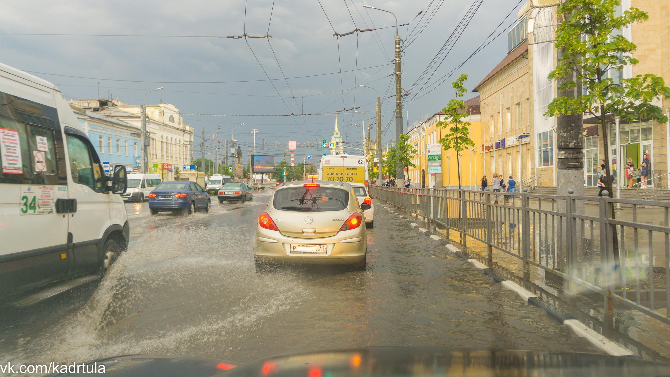 Летний дождь в Туле (циклоны, ливни, прочие погодные чудеса). Фотограф в Туле Крупский АнДРей. Фотостудия «КАДР71» в Туле
