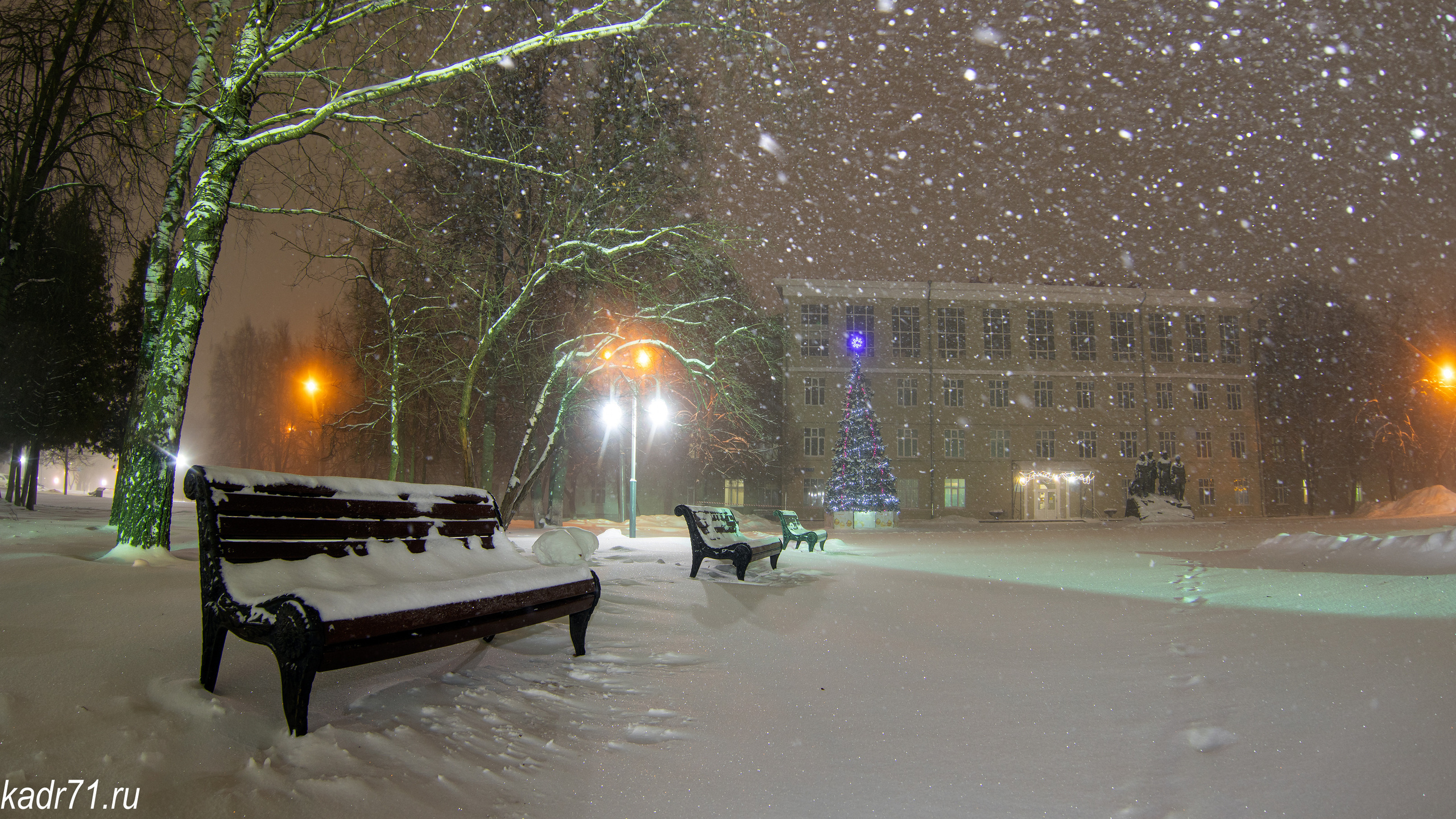 Могилёвский сквер, Педагогический университет им. Л. Н. Толстого. Фотограф в Туле Крупский АнДРей. Фотостудия «КАДР71» в Туле