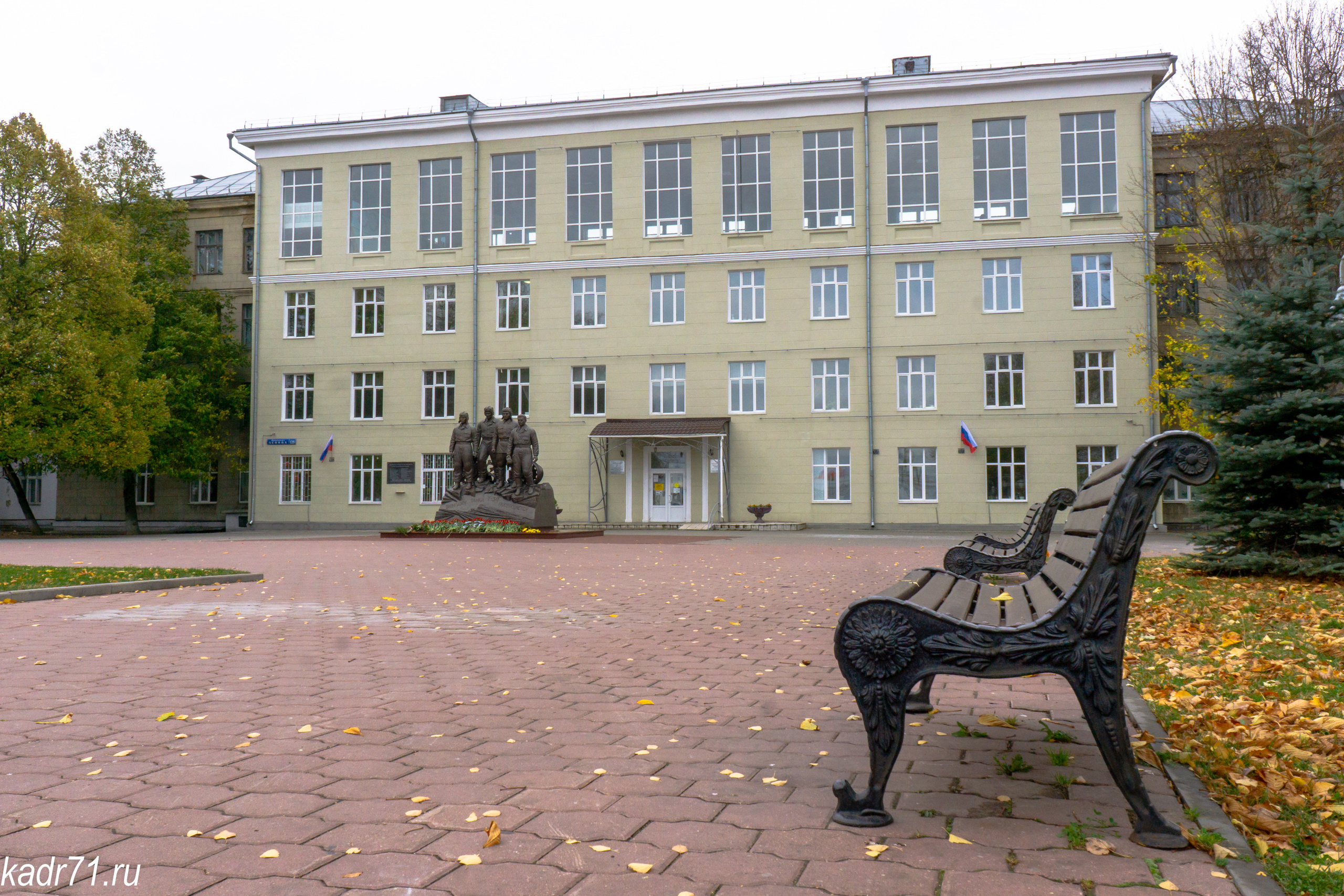 Могилёвский сквер, Педагогический университет им. Л. Н. Толстого. Фотограф в Туле Крупский АнДРей. Фотостудия «КАДР71» в Туле