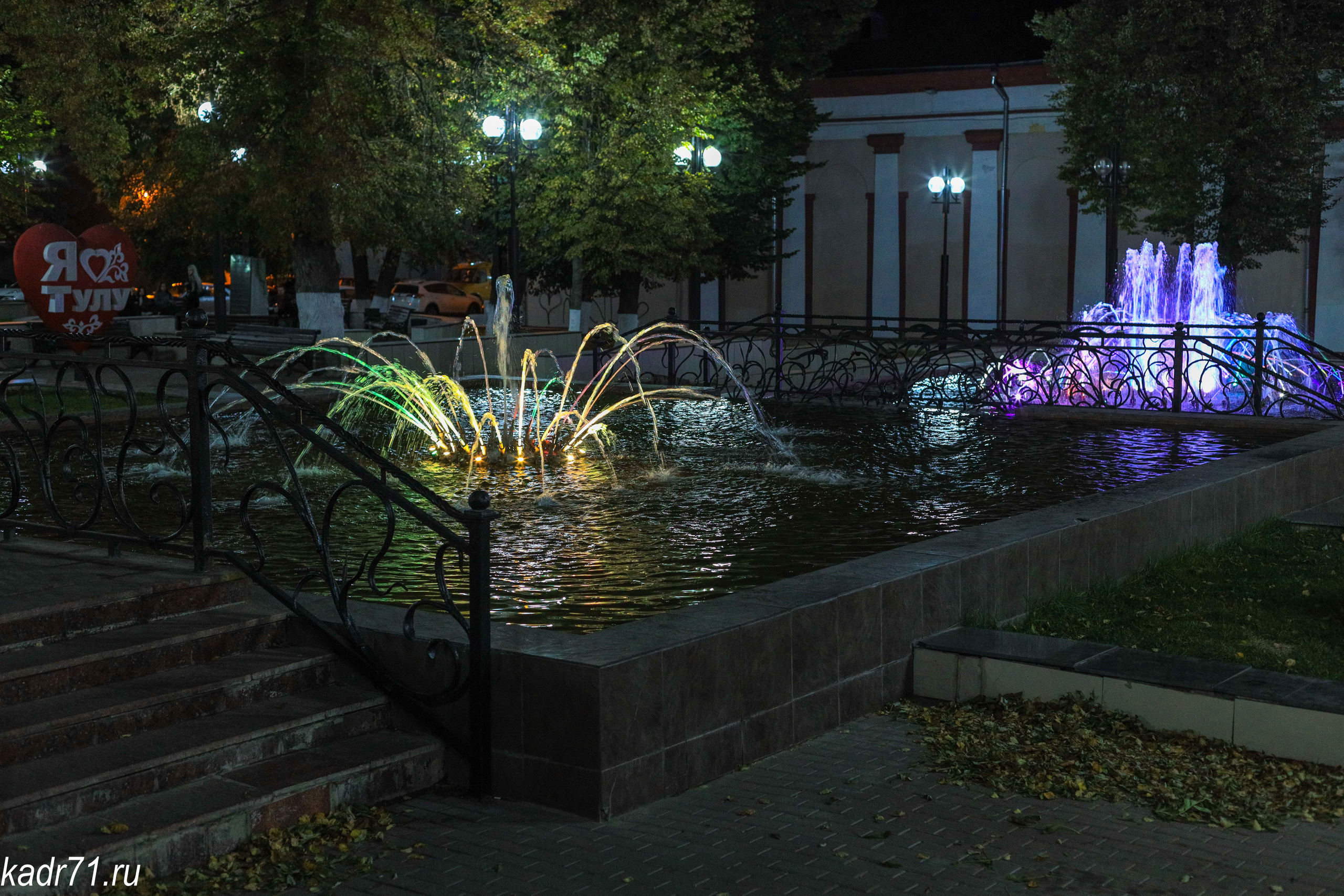 Тульский Драматический Театр, Аллея фонтанов. Фотограф в Туле Крупский АнДРей. Фотостудия «КАДР71» в Туле