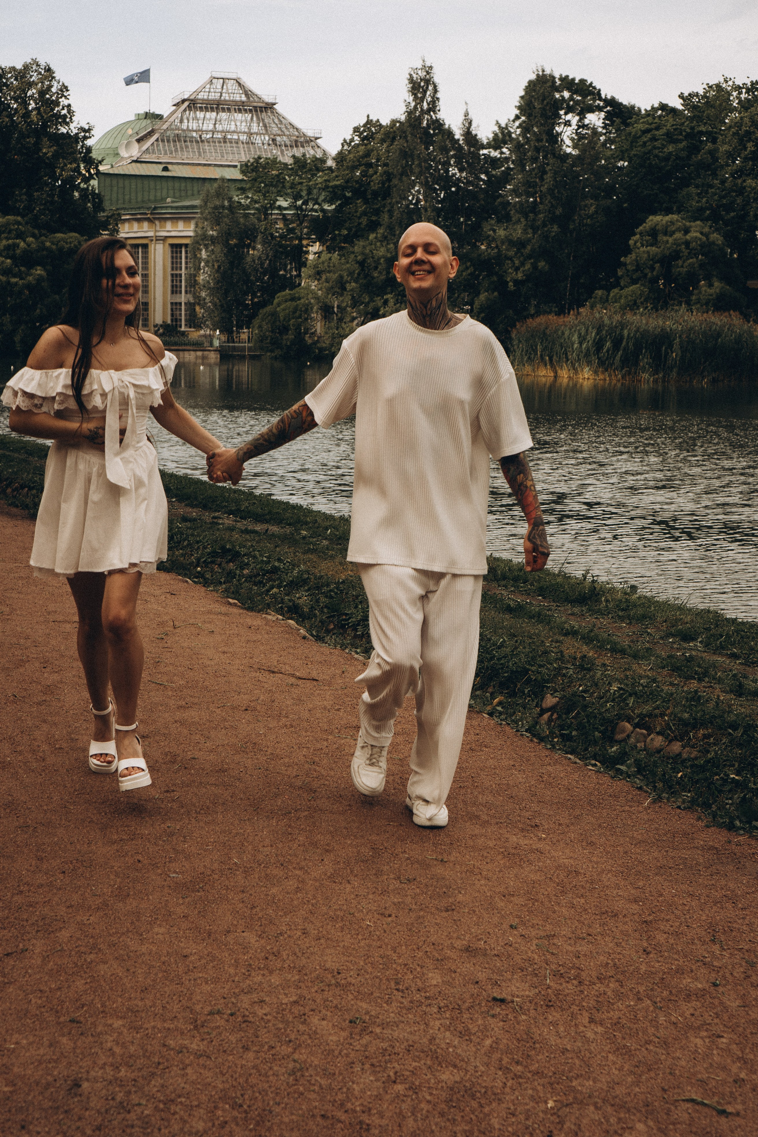 СВАДЕБНАЯ ПРОГУЛКА ПО ТАВРИЧЕСКОМУ САДУ И НЕВСКОЙ РАТУШЕ. Профессиональный фотограф, Санкт-Петербург — Виктория Богомолова