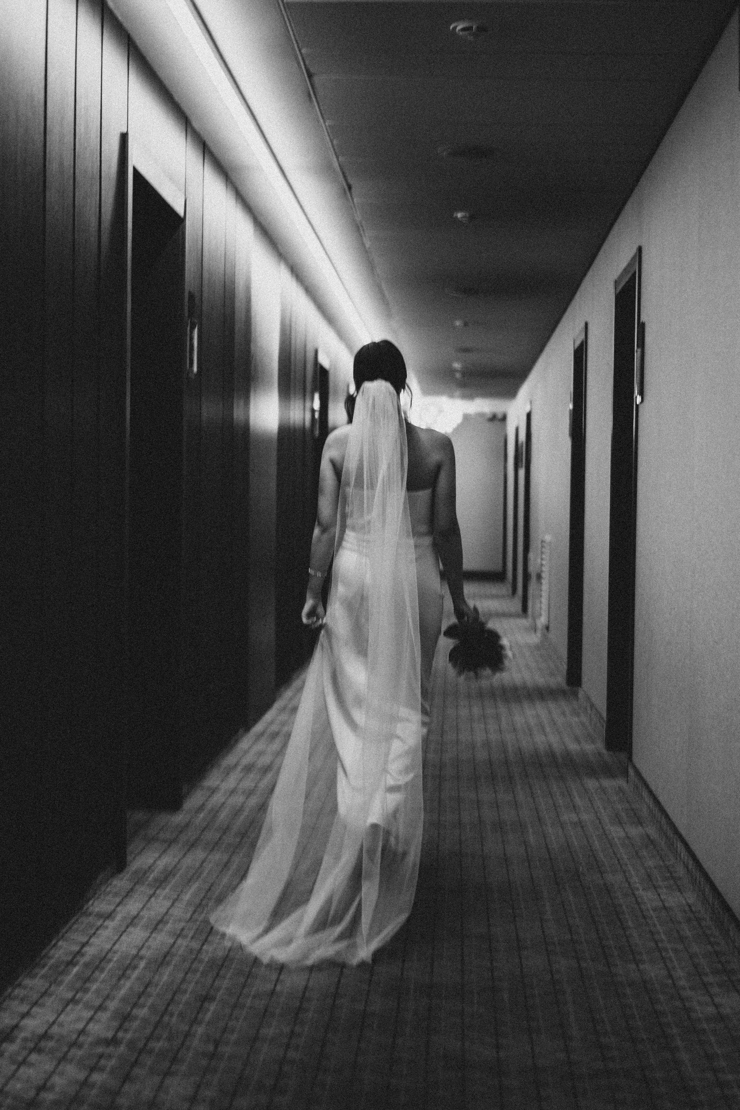 СВАДЕБНАЯ СЬЕМКА СБОРОВ ЖЕНИХА И НЕВЕСТЫ В ОТЕЛЕ И ТАКЖЕ ФОТОСЕССИИЯ В ОТЕЛЕЕ МЕГАПОЛИС БРЯНСК. Профессиональный фотограф, Санкт-Петербург — Виктория Богомолова