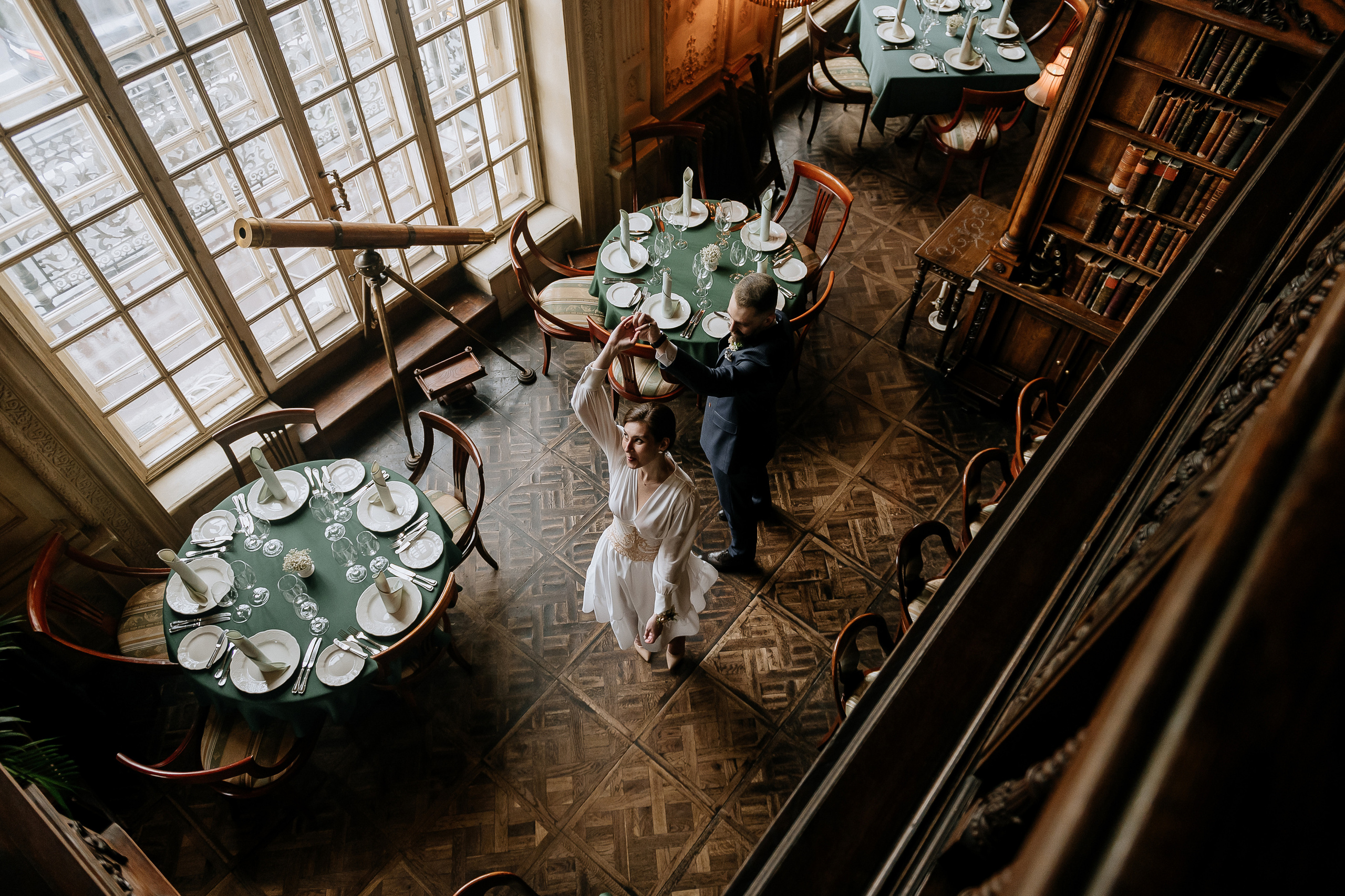 Танец молодожёнов в кафе Пушкин