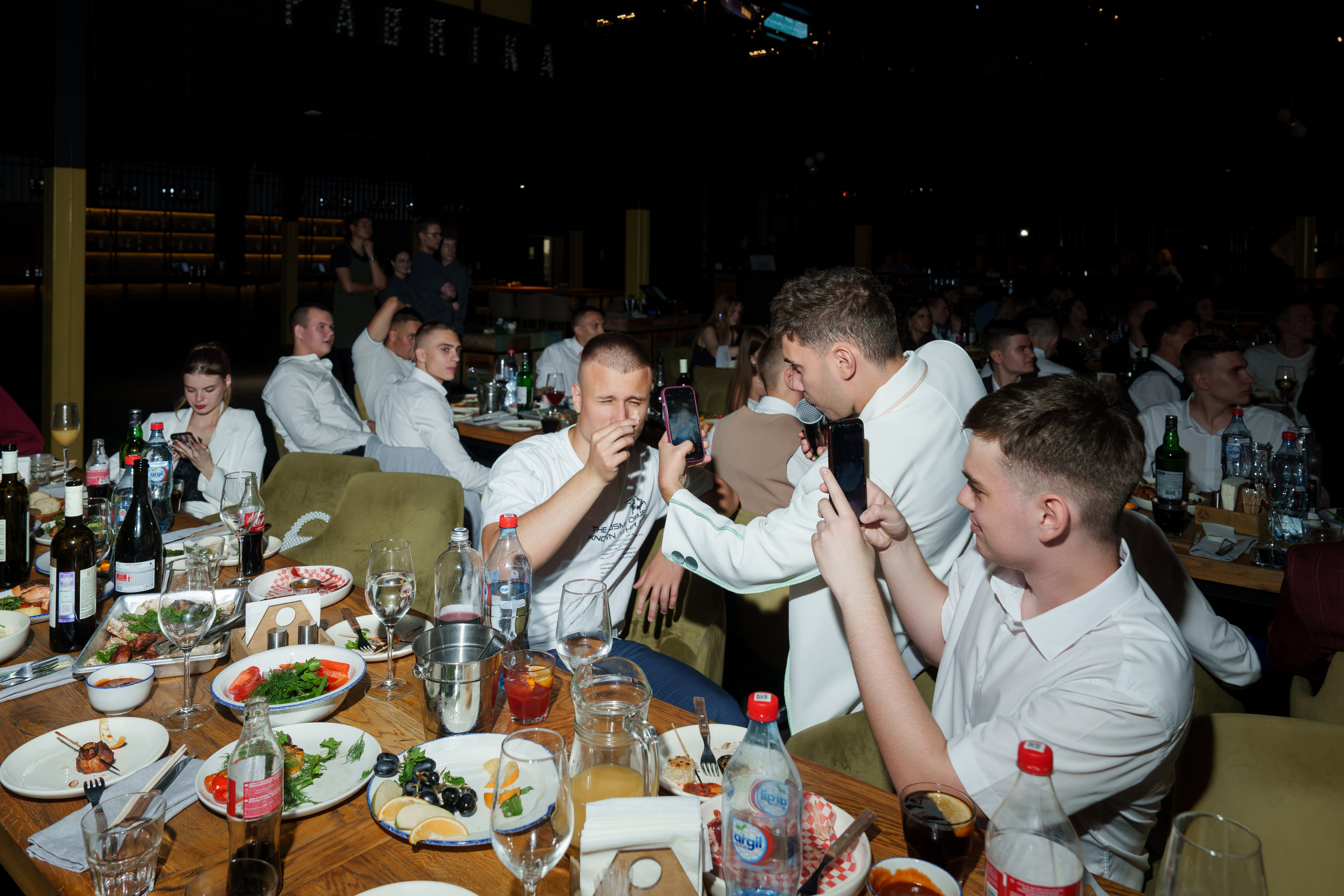 Выпускной лицея 27 (вечеринка). Свадебный и репортажный фотограф Элина Козырьянова