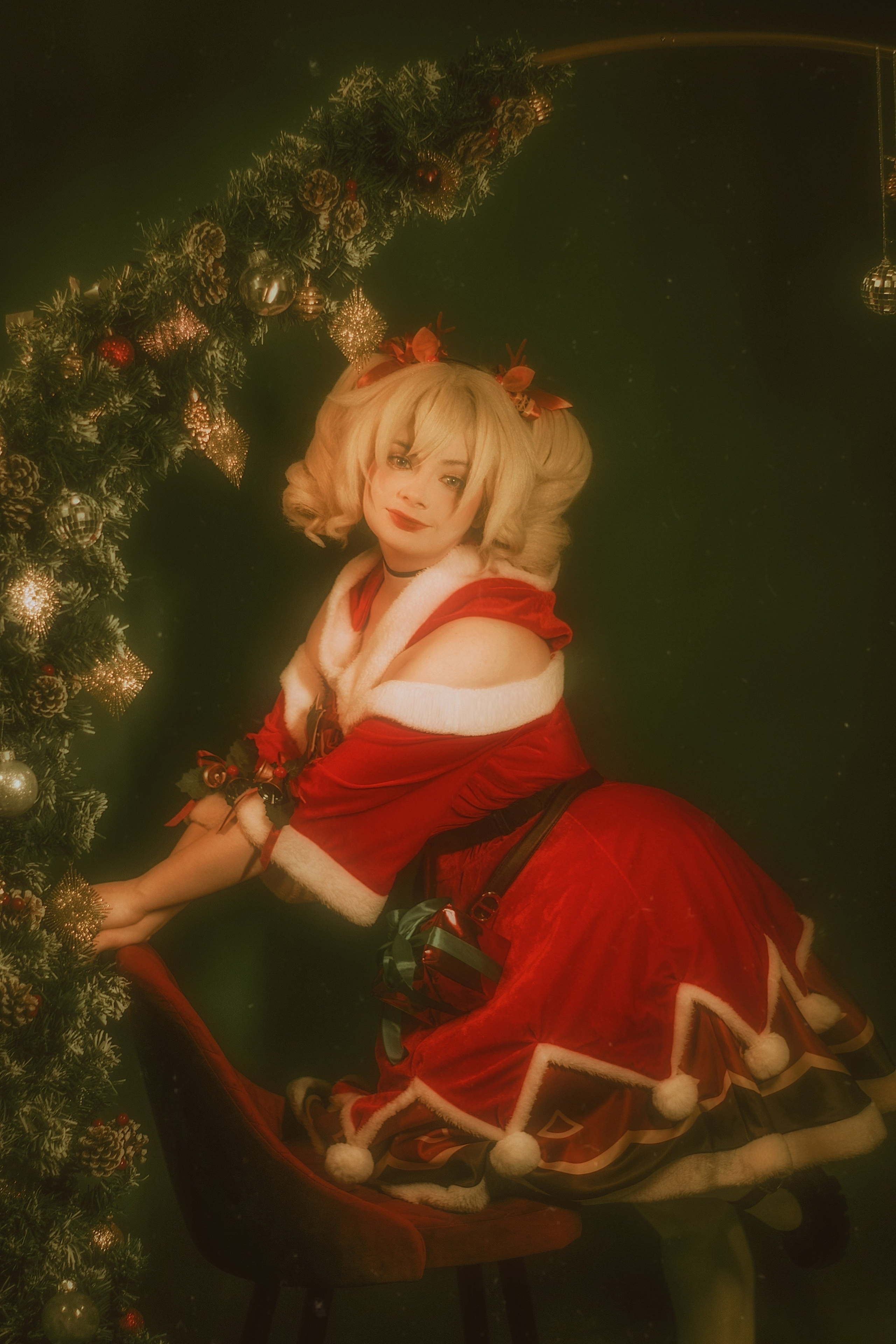 Xmas Barbara (Genshin Impact), Магадан 2024. Фотограф NotSilver