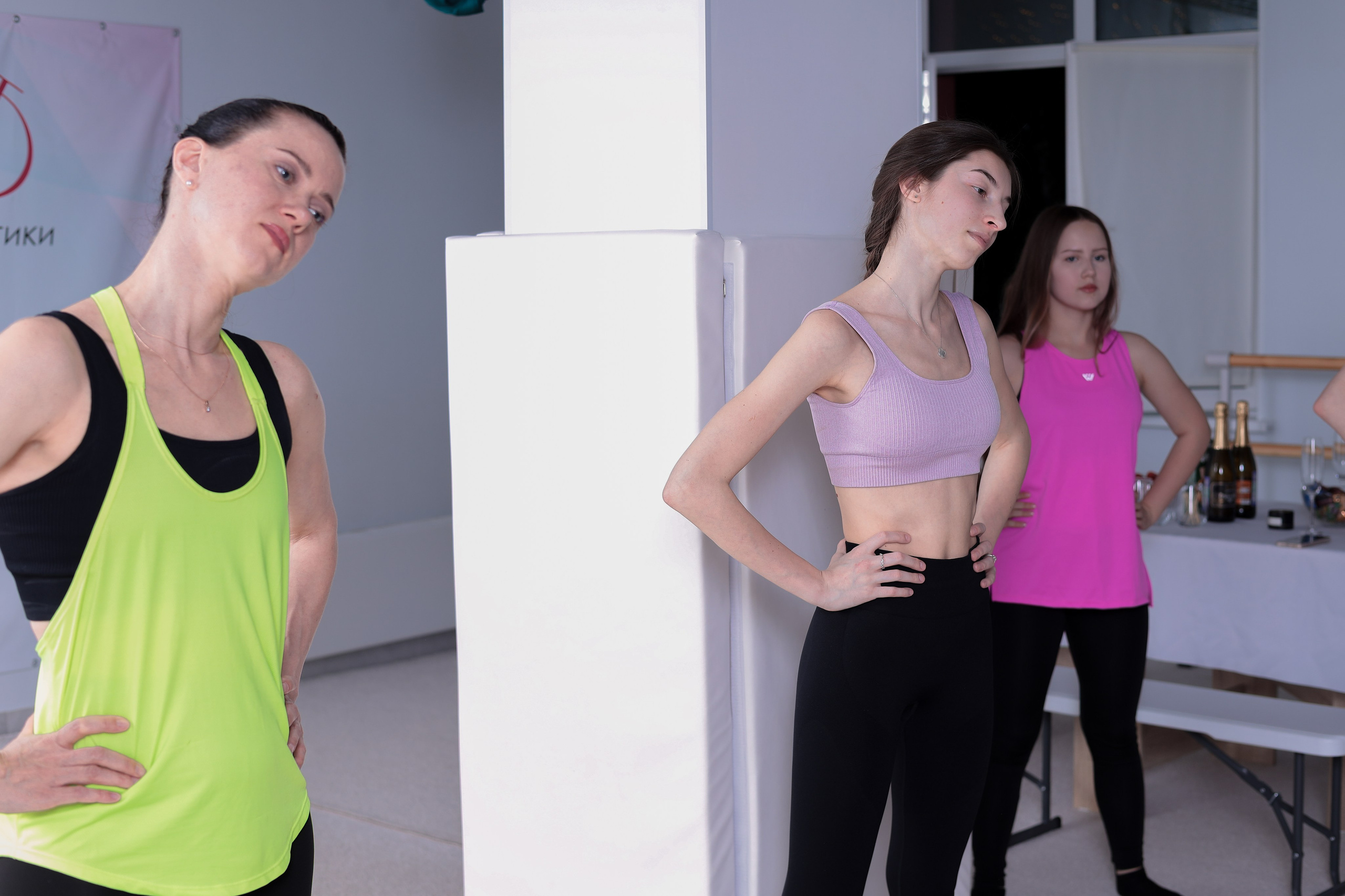 Арт-терапия + аэройога. Фотограф Надршина Лилия