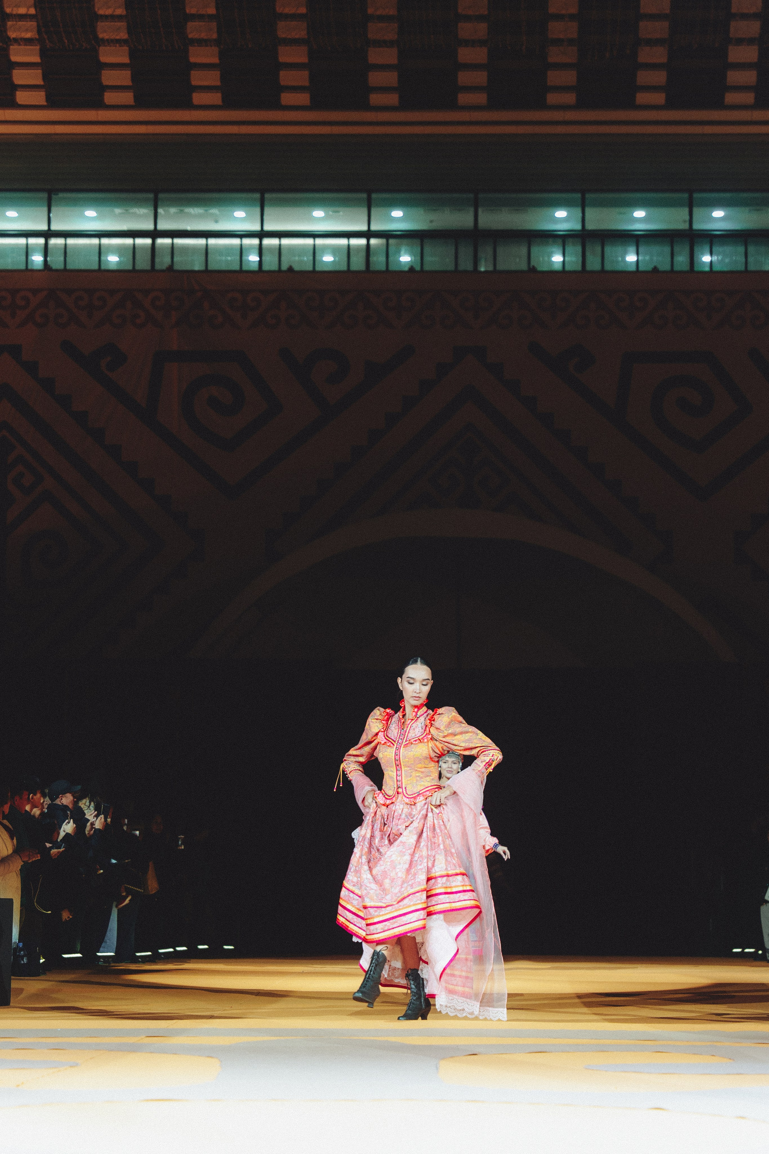 ETHNIC FASHION SHOWS / THE PODIUM