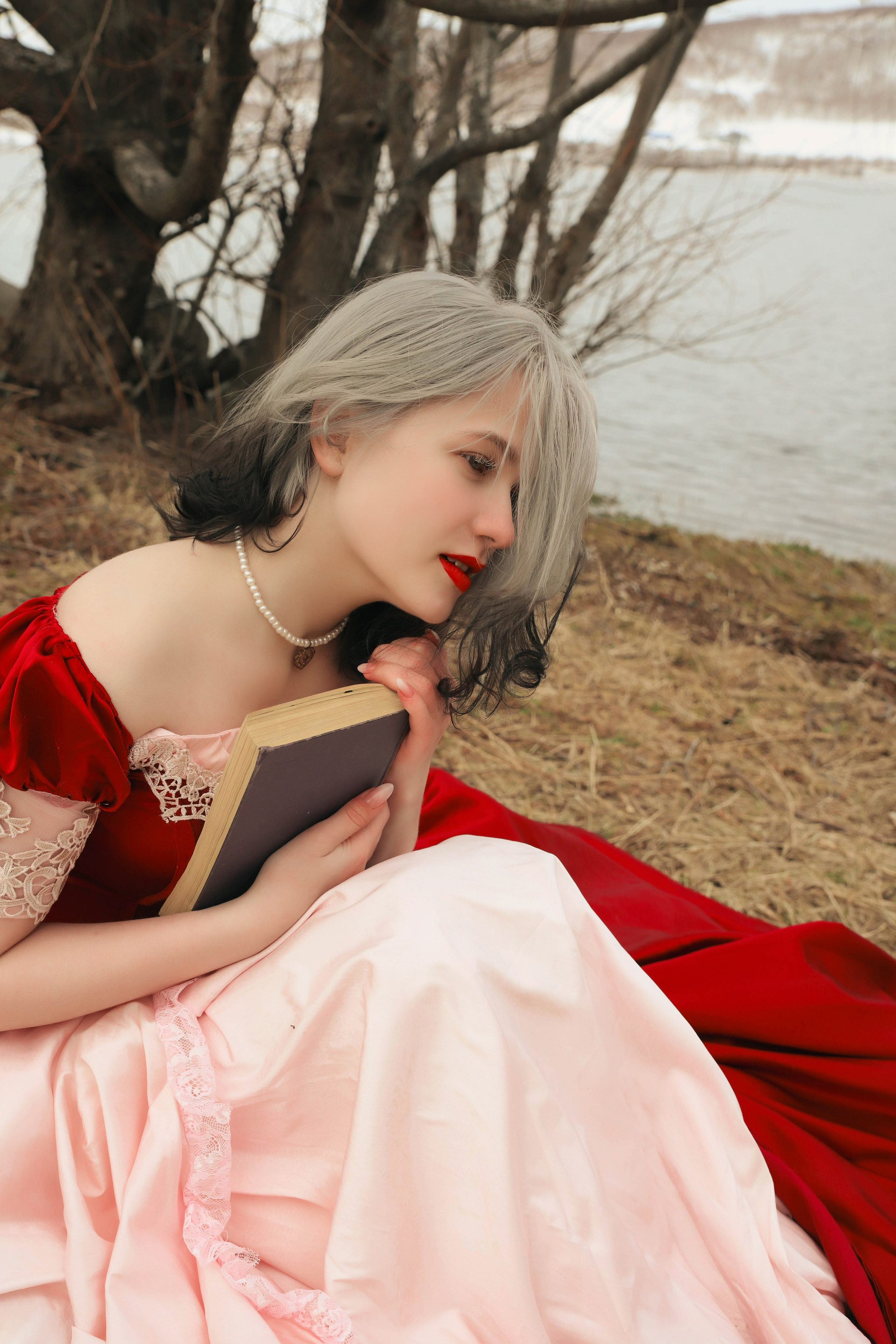 Любовь и книги. Алла Кондратьева, Женский и love story фотограф в Петропавловске-Камчатском — Алла Кондратьева