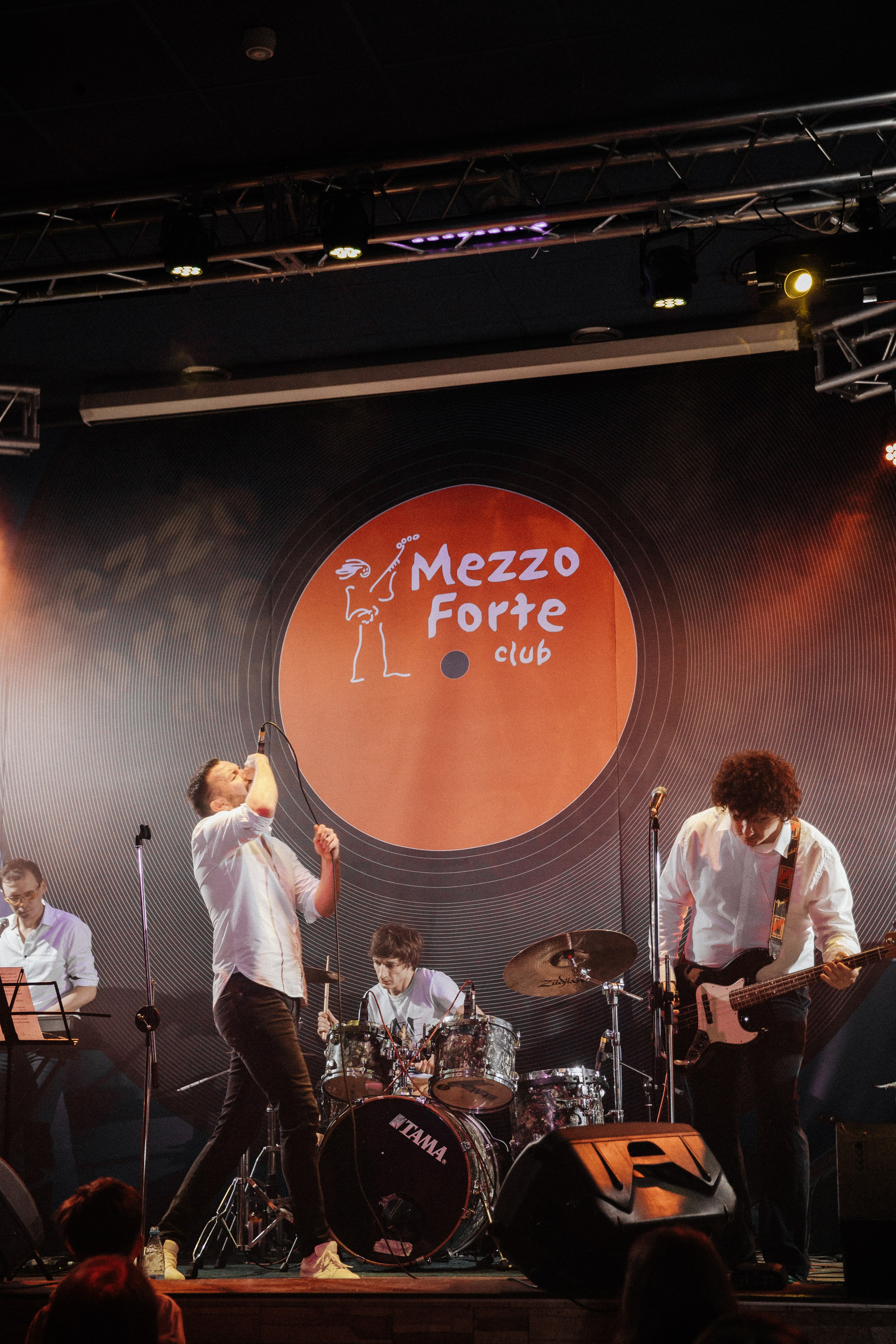 Концерт день дурака и разные люди. Свадебный и семейный фотограф Скрынник Светлана