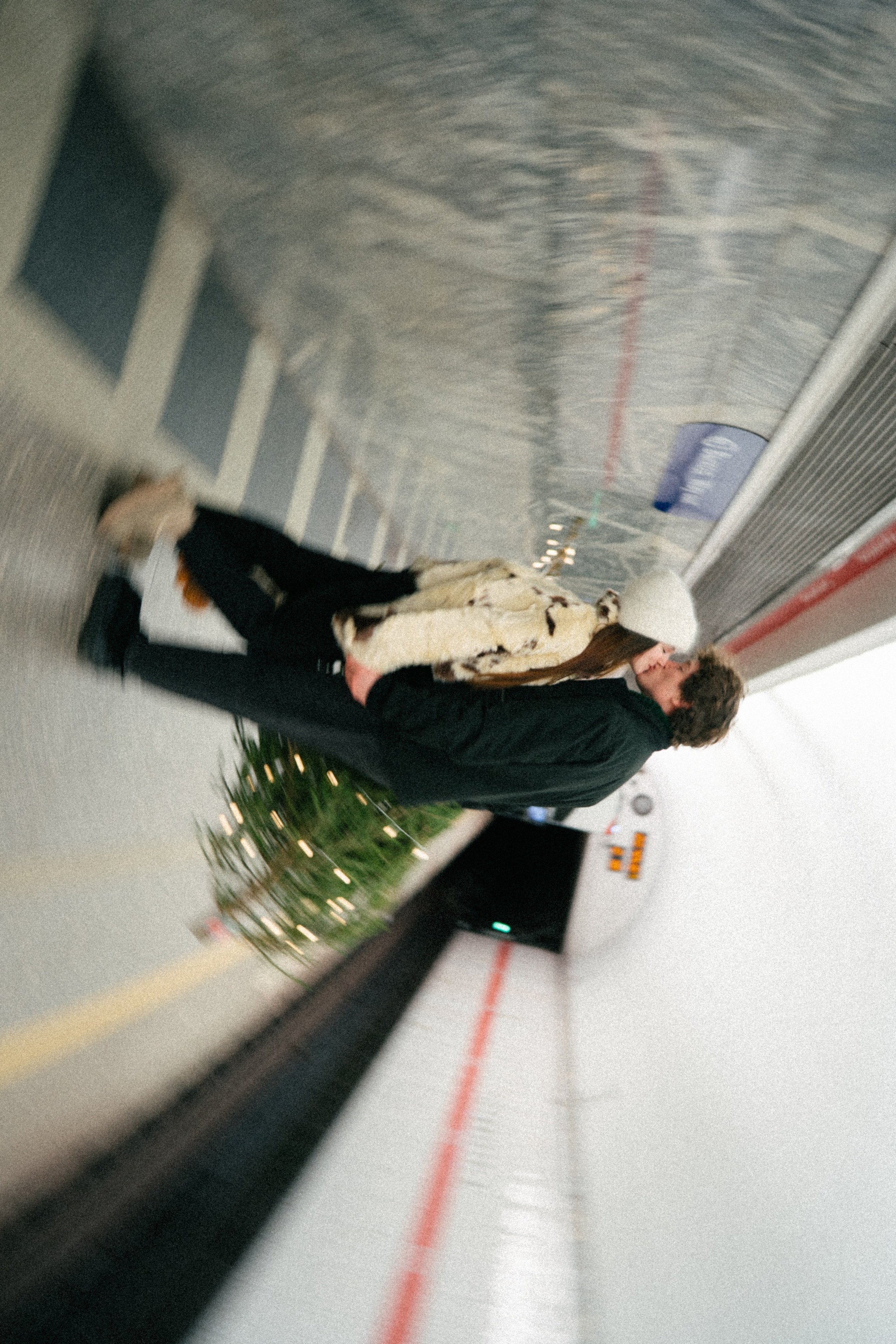 НОВОГОДНЯЯ ПРОГУЛКА ПАРЫ ПО ЧЕРНЫШЕВСКОЙ ПЕРЕД НОВЫМ ГОДОМ. Профессиональный фотограф, Санкт-Петербург — Виктория Богомолова