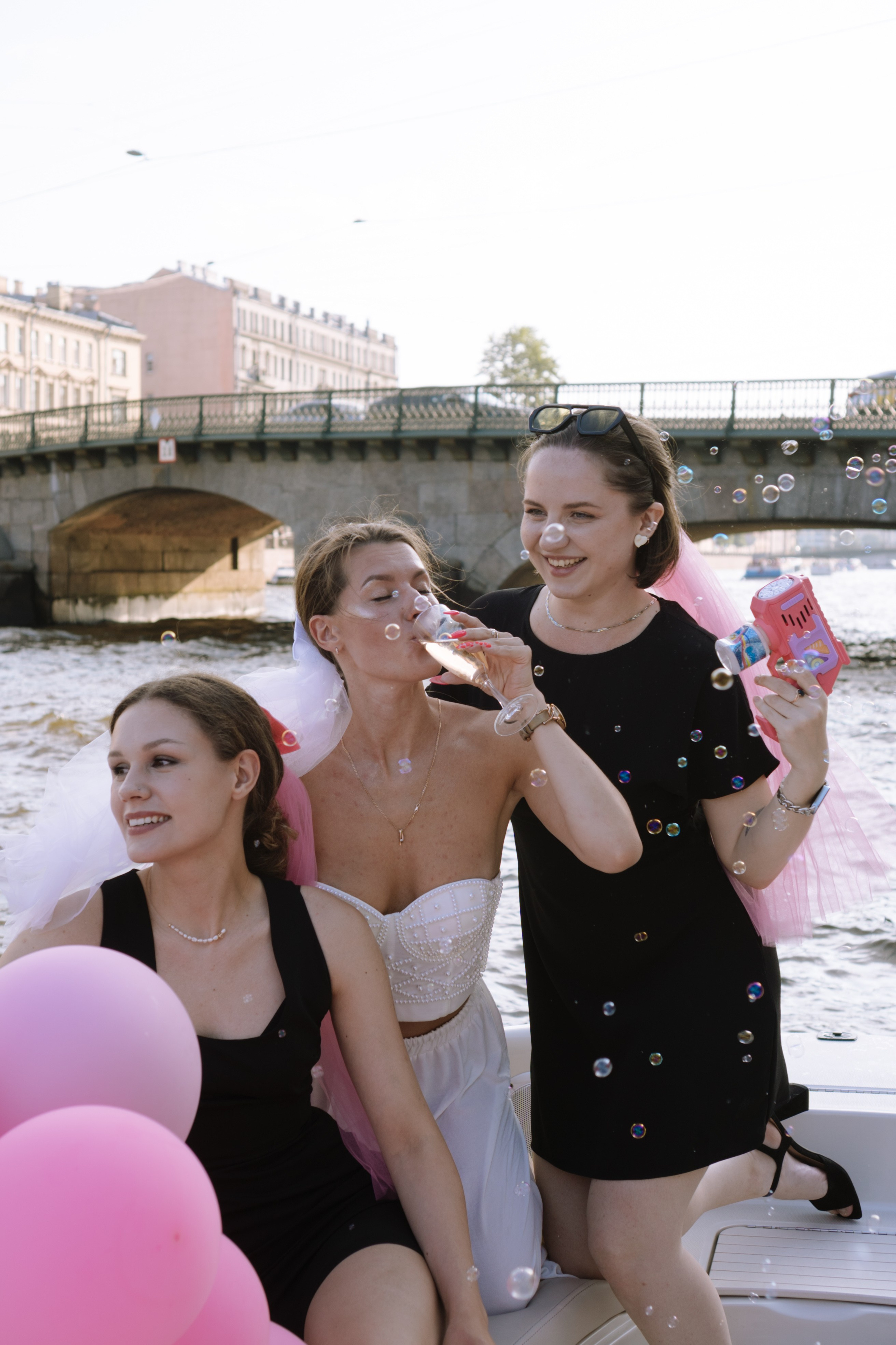 ДЕВИЧНИК НА КАТЕРЕ. Профессиональный фотограф, Санкт-Петербург — Виктория Богомолова
